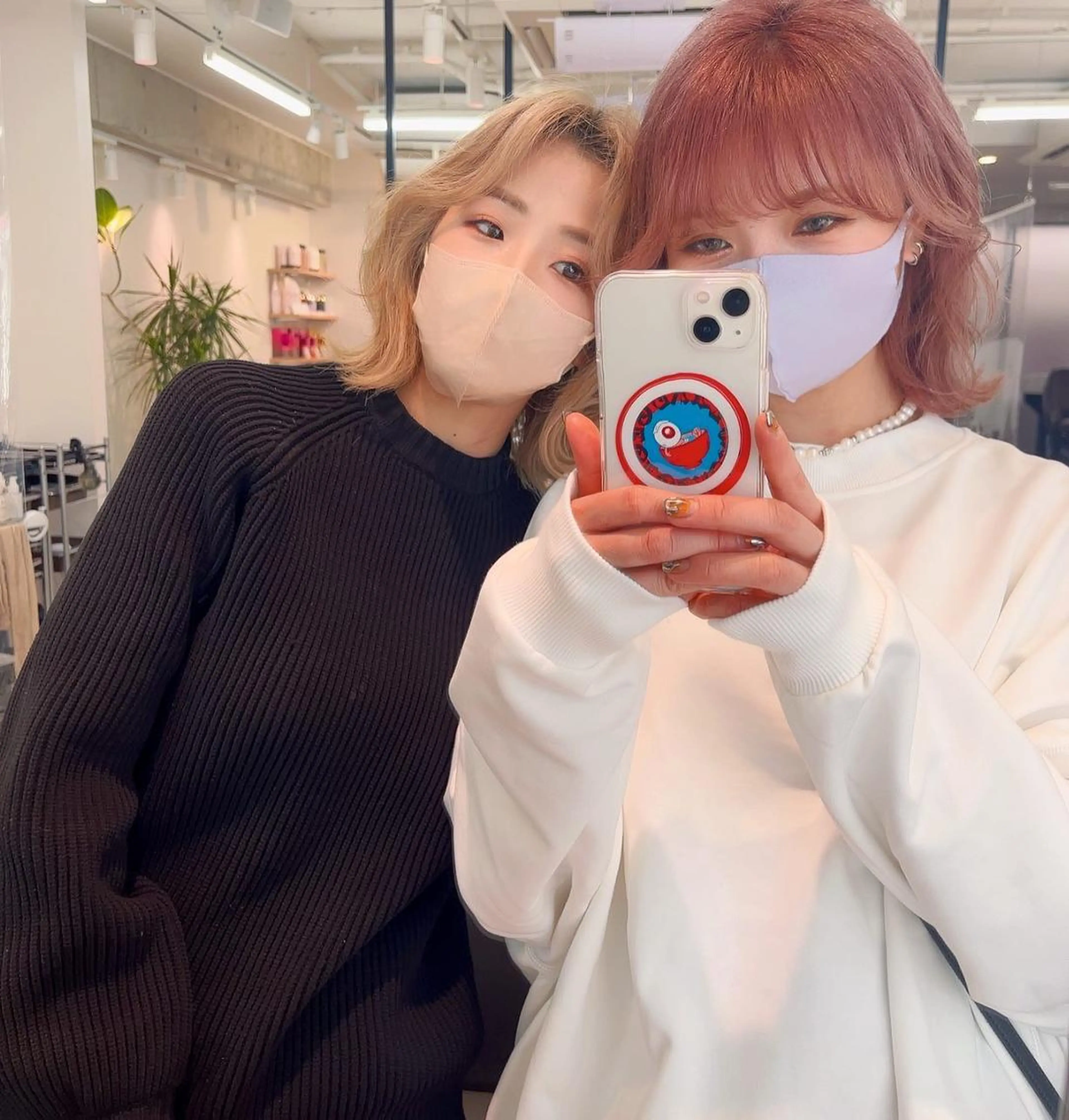 ミディアム カラー ヘアアレンジ ベージュカラー グラデーションカラー ハイライトカラー ミルクティーベージュ ピンクカラー 韓国/髪質改善💘 櫻井かれんのヘアスタイル