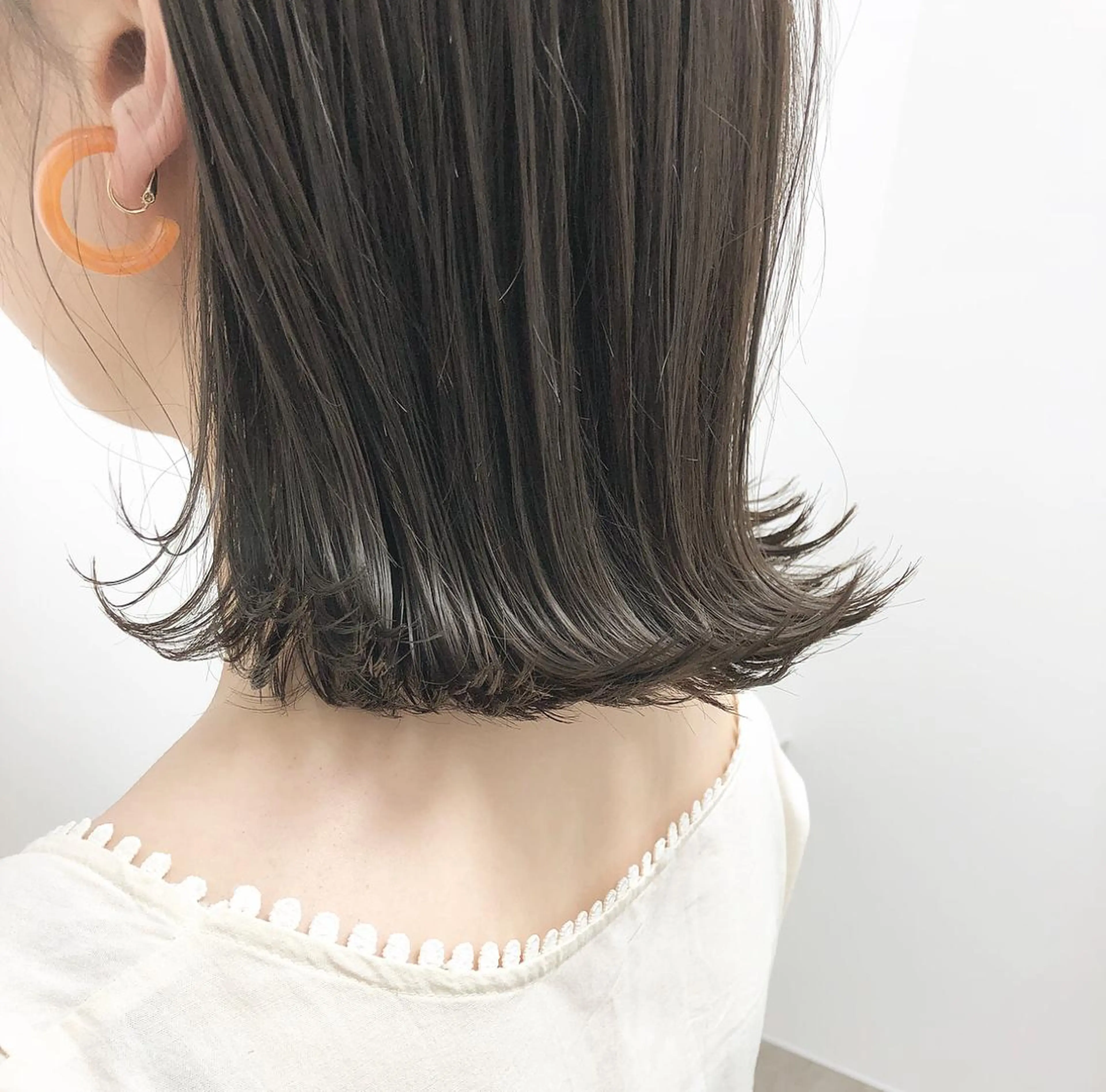 ミディアム カラー autre所属・大久保 ひでなりのヘアスタイル