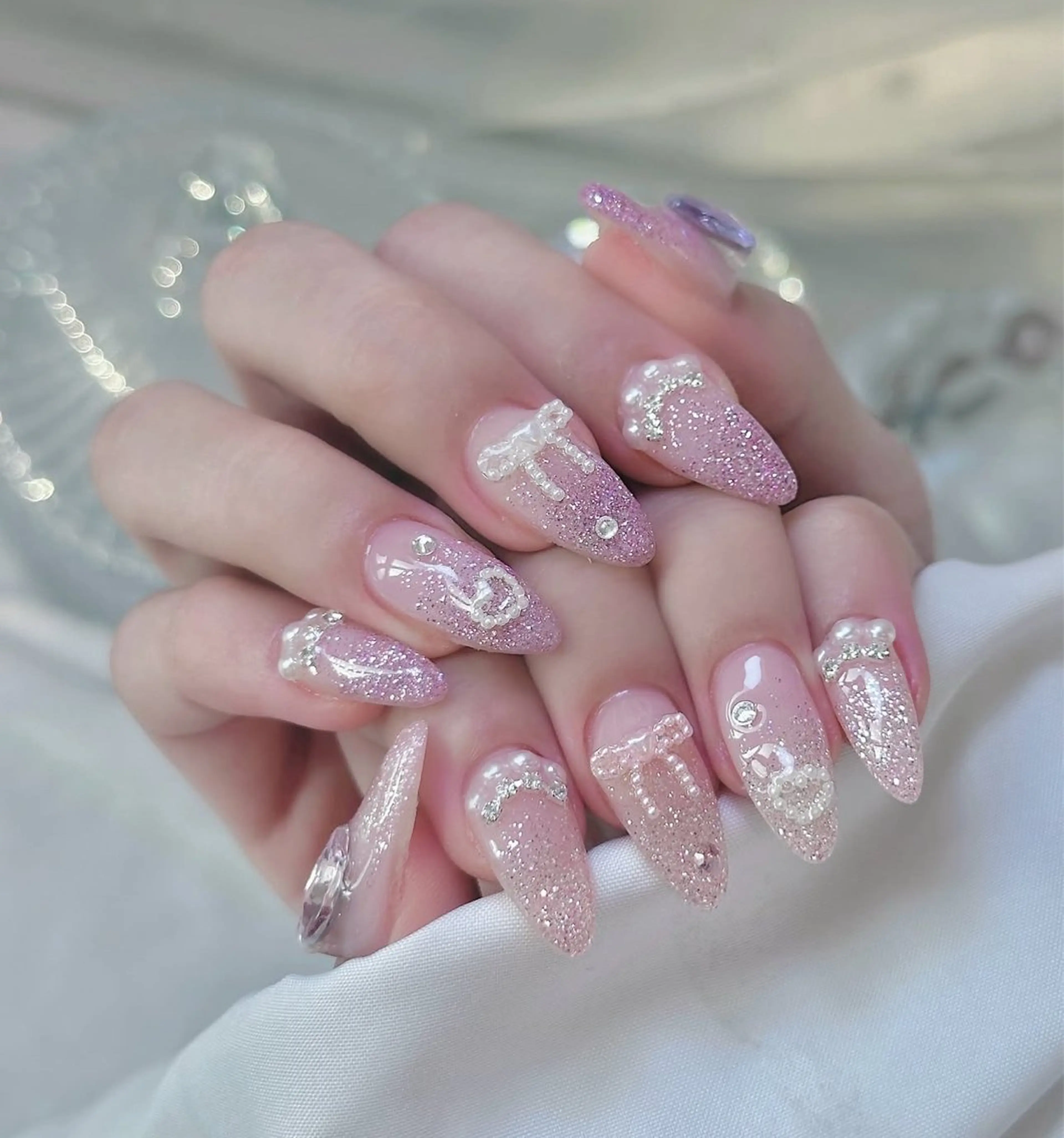 ネイル チークネイル フレンチネイル グラデーション 韓国ネイル マグネットネイル ハンドネイル Hana nail所属・Hana Nailのネイルデザイン