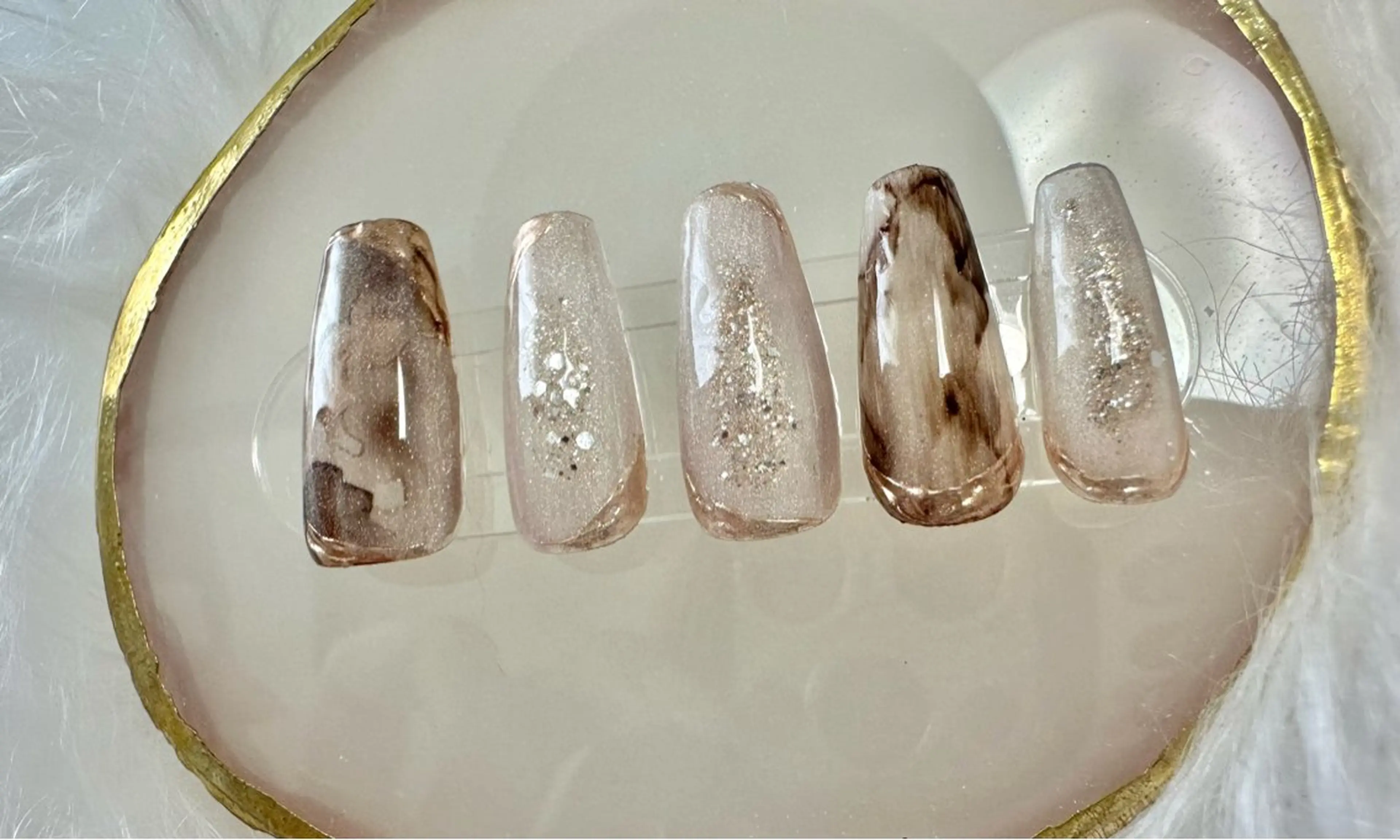 ネイル ニュアンスネイル nailsalon glowのネイルデザイン