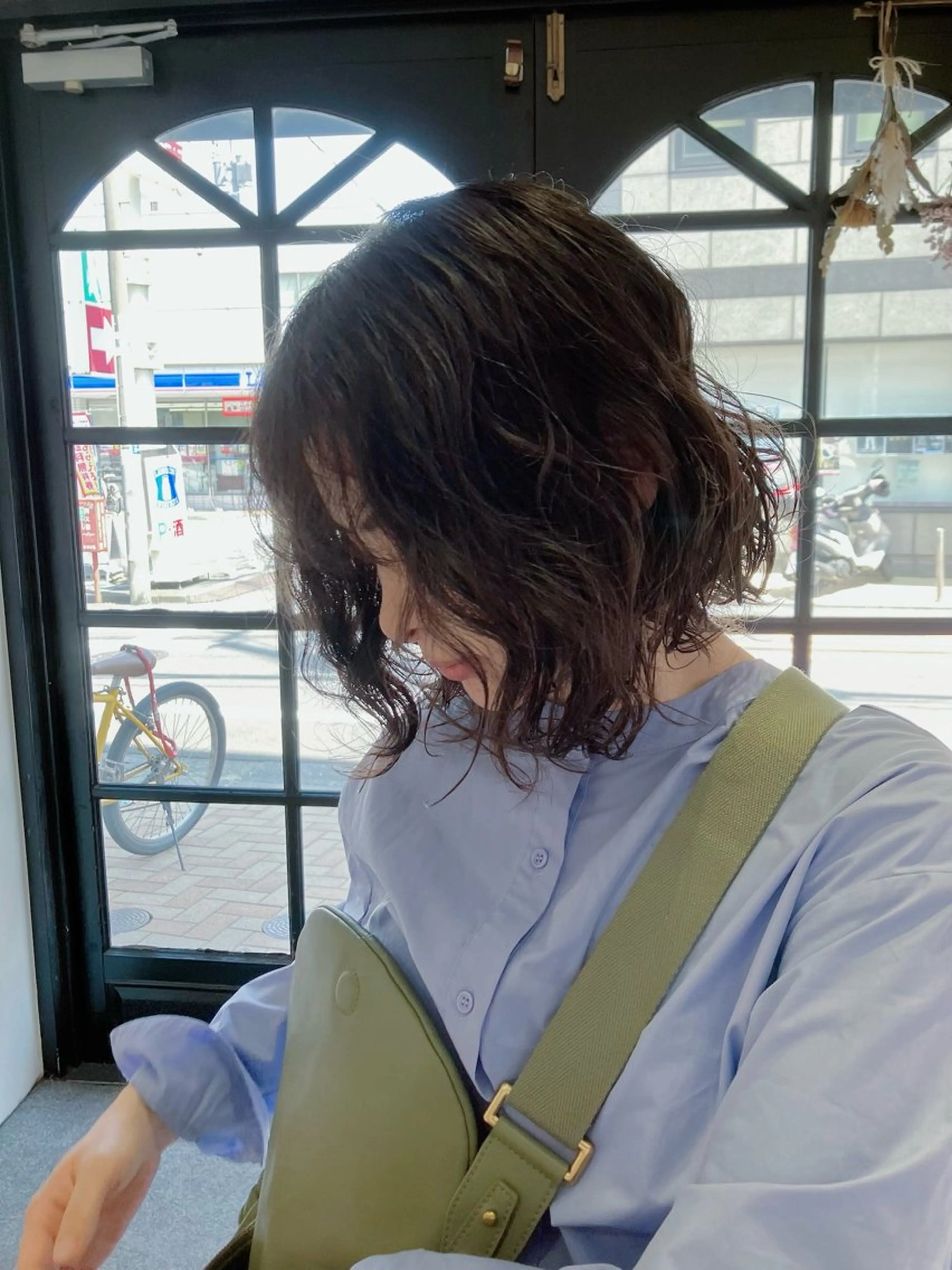 ミディアム パーマ ミディアムパーマ ボブ カット パーマ 川間 将彦のヘアスタイル