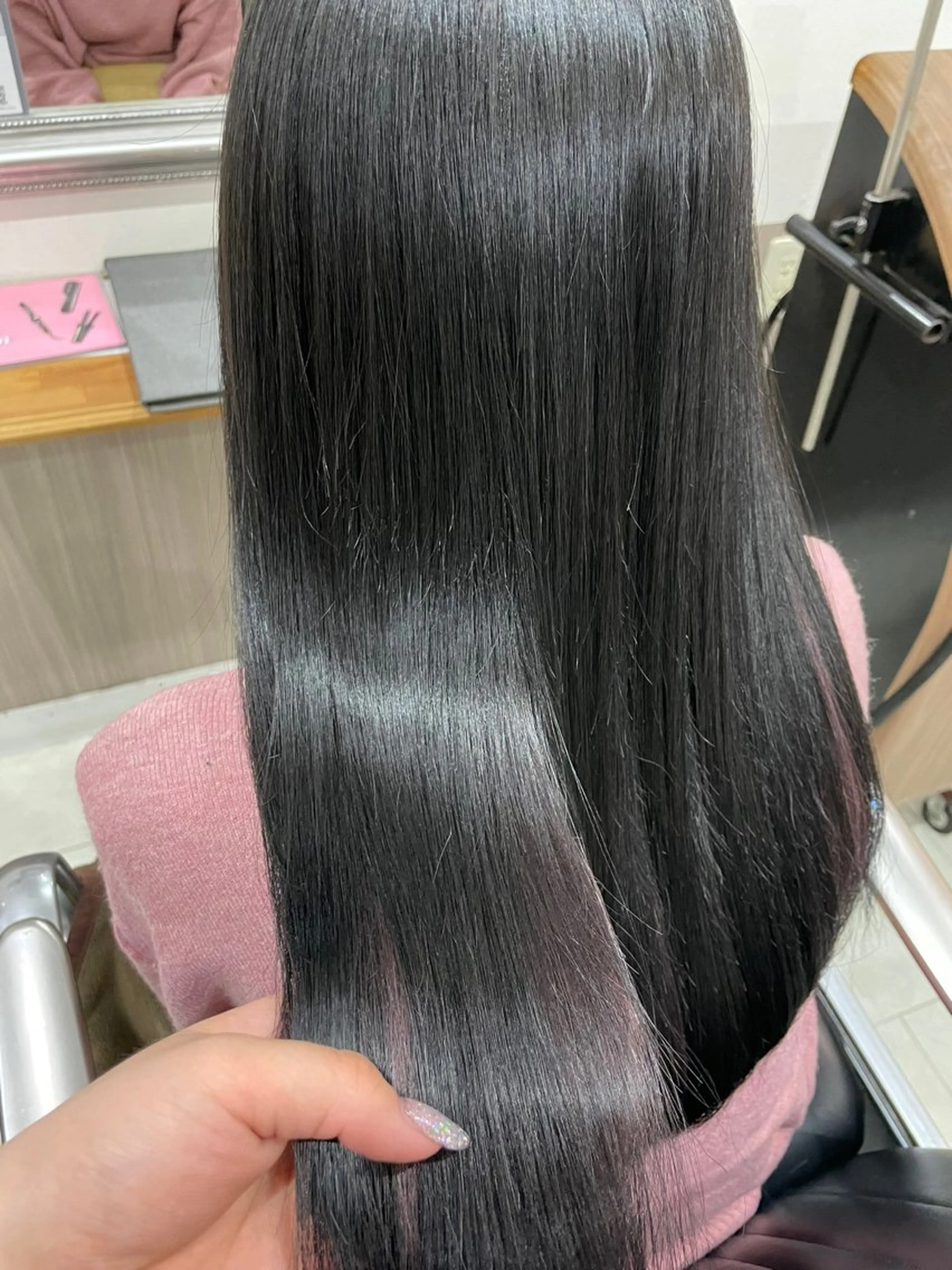 セミロング カラー カット ヘアカラー トリートメント SINCE【シンス】所属・Hika.ハイトーン 髪質改善🩵ᩚ🫧のヘアスタイル
