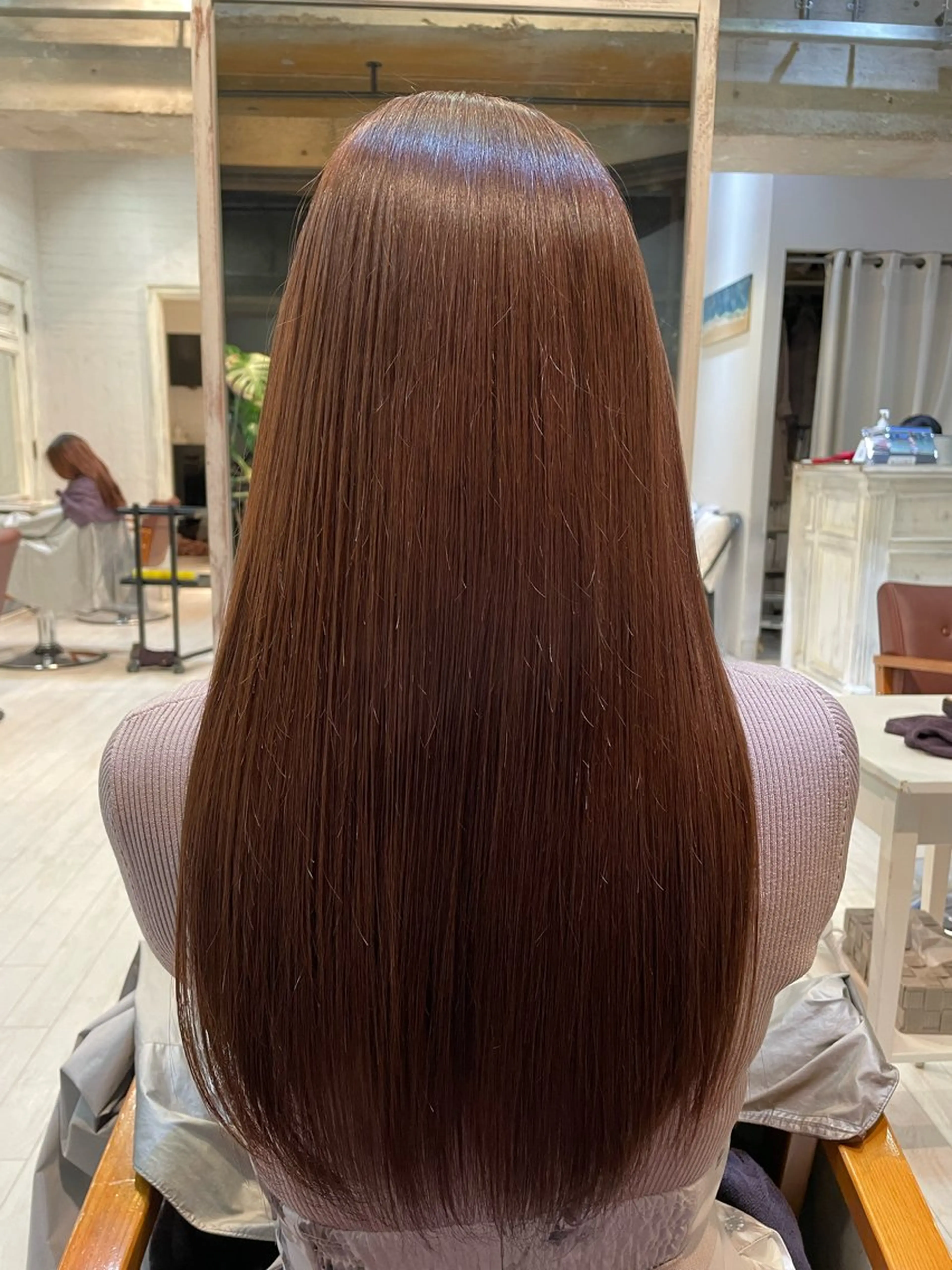 ロング カラー ベージュカラー トリートメント カット ヘアカラー liko by maris宮武湧斗のヘアスタイル
