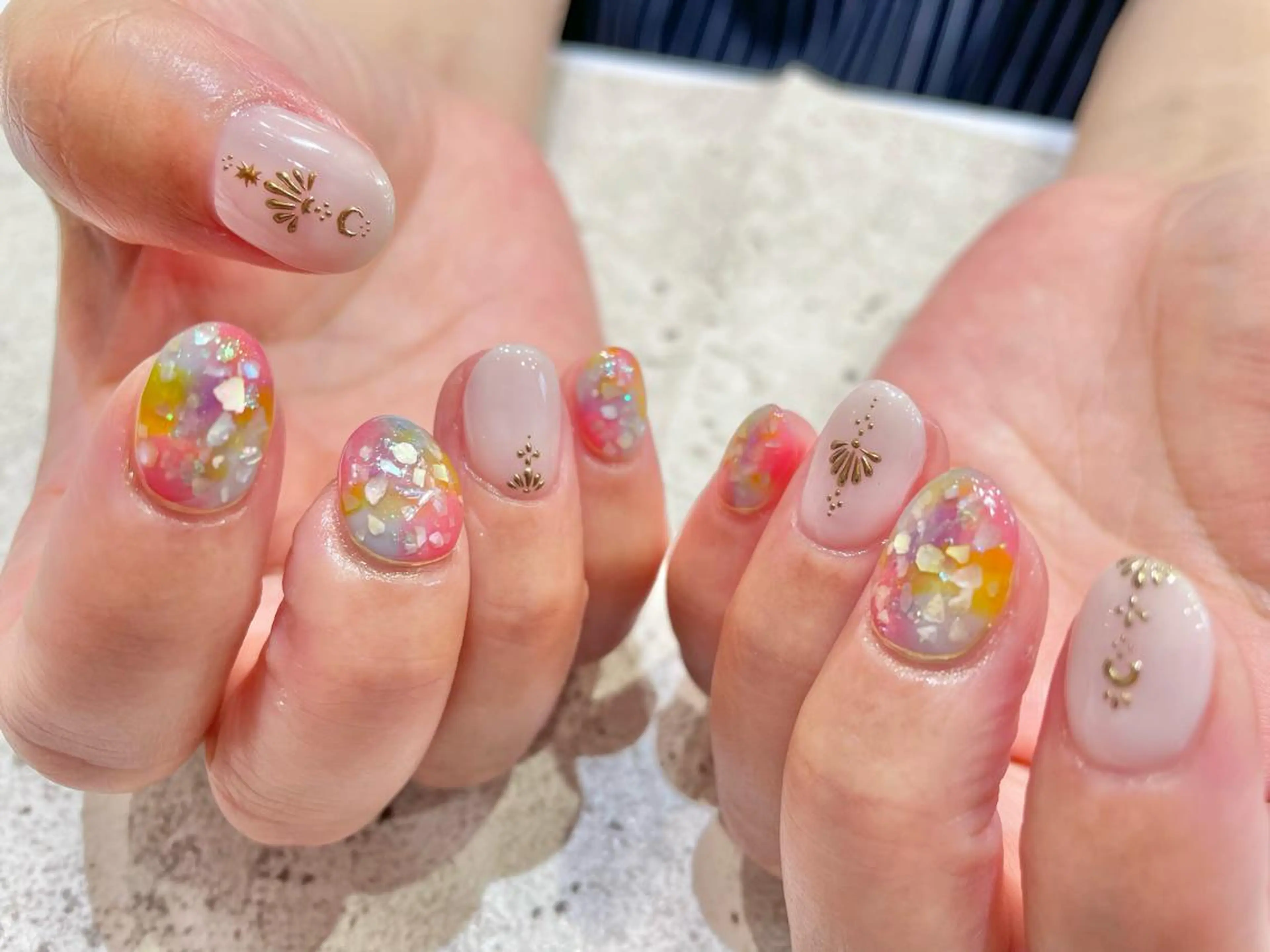 ネイル ハンドネイル Ash関内ネイリスト 荒木晴香のネイルデザイン