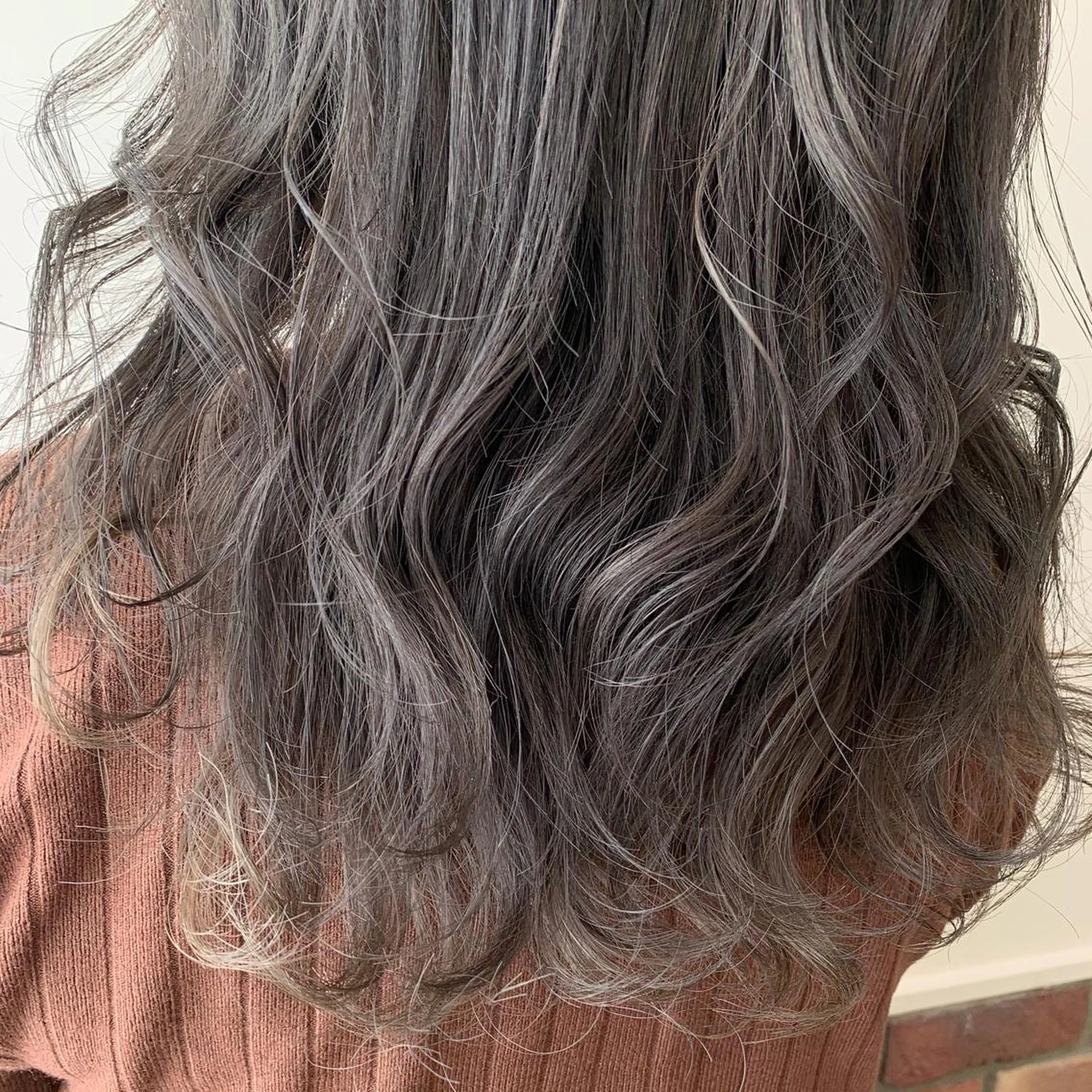 ロング 中井 茅佳のヘアスタイル