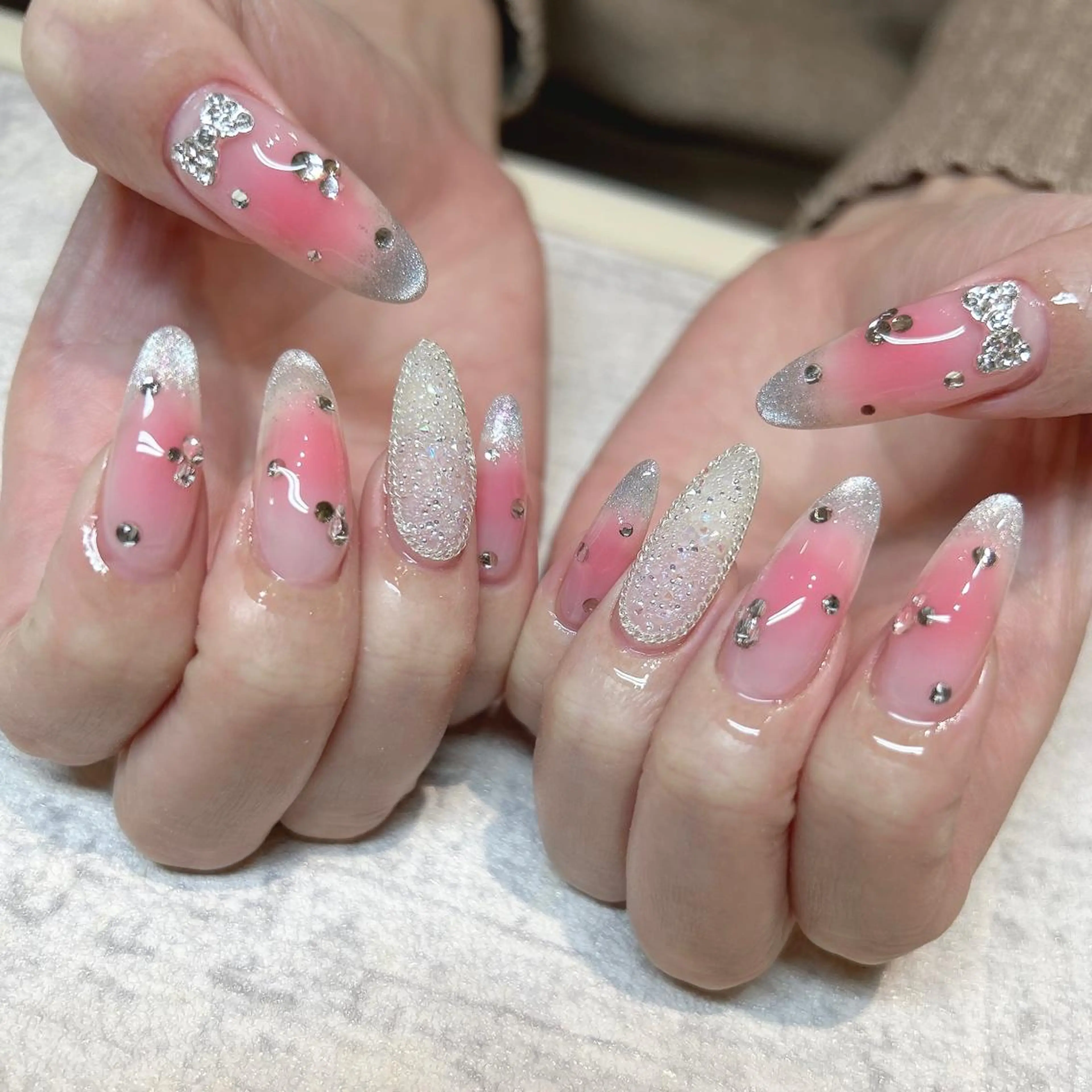 ネイル リボン among アマン所属・lecoa_ kana／amongのネイルデザイン