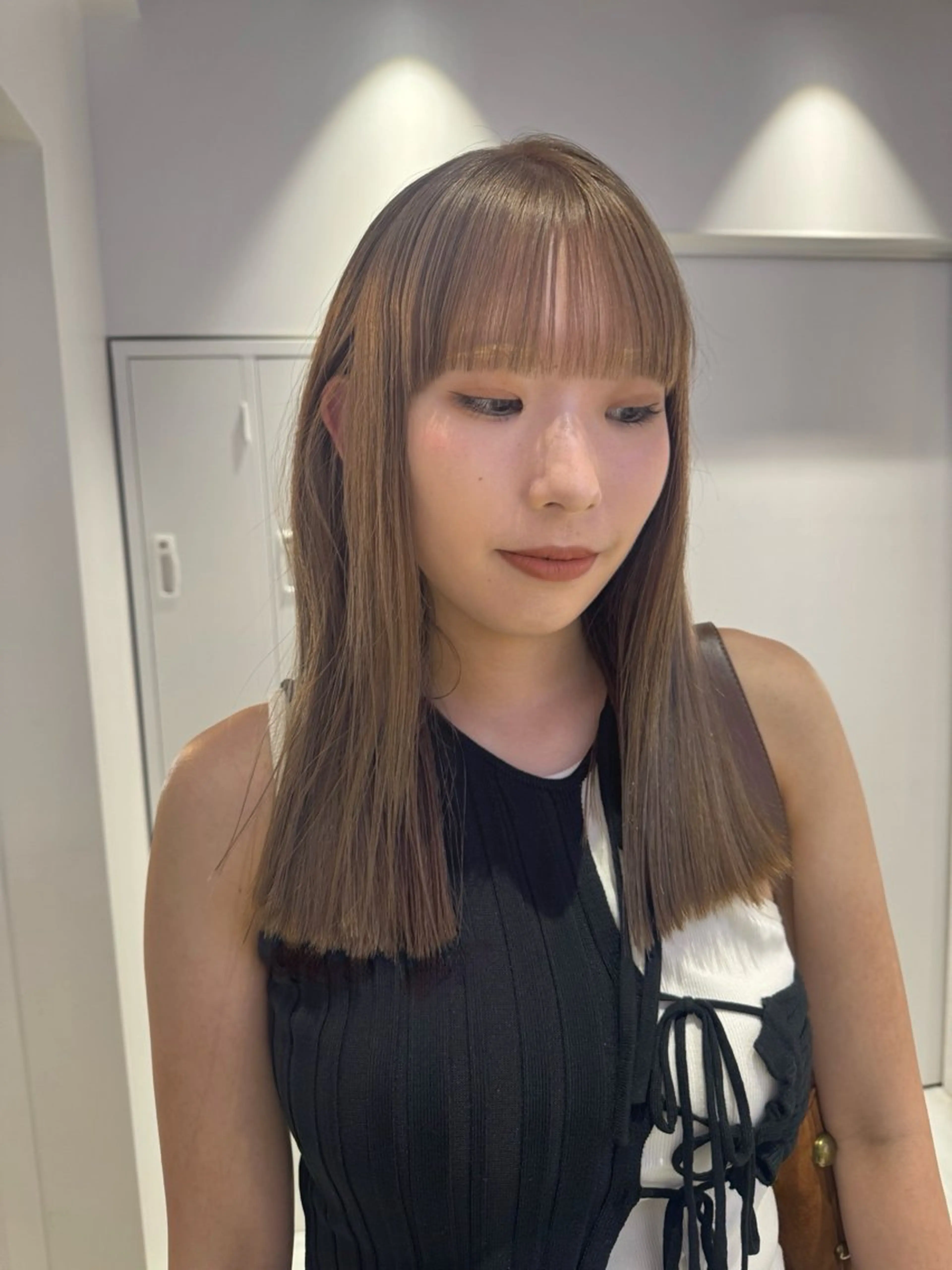 カラー 透明感カラー グレージュ ヘアカラー icon所属・Ami/透明感カラー /ボブ/レイヤーのヘアスタイル