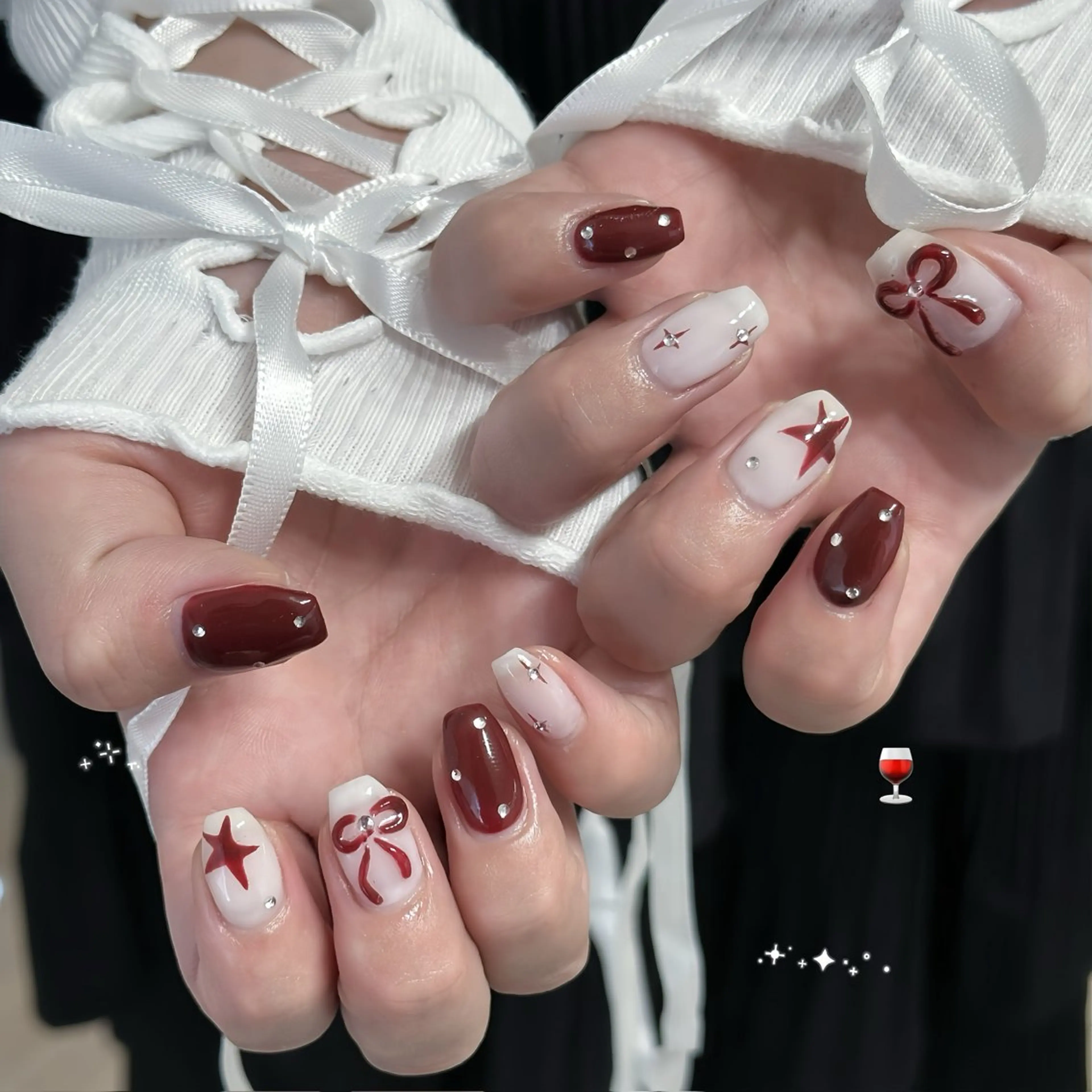 ネイル ハンドネイル 🩵ニヨ ネイル ☁️のネイルデザイン