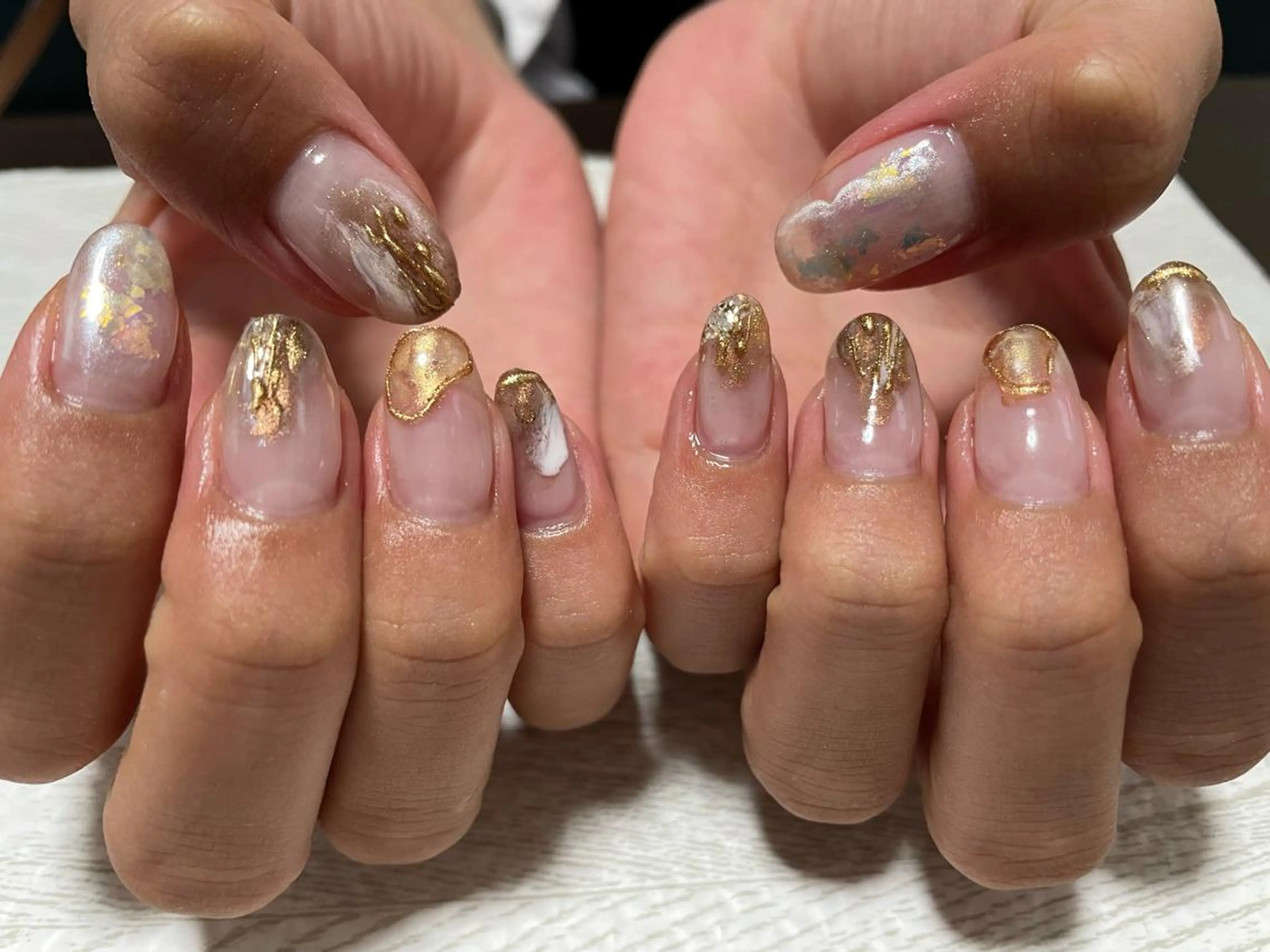 ネイル オーロラネイル ミラーネイル ニュアンスネイル ハンドネイル Ulu  Nail 🌱自宅サロンのネイルデザイン