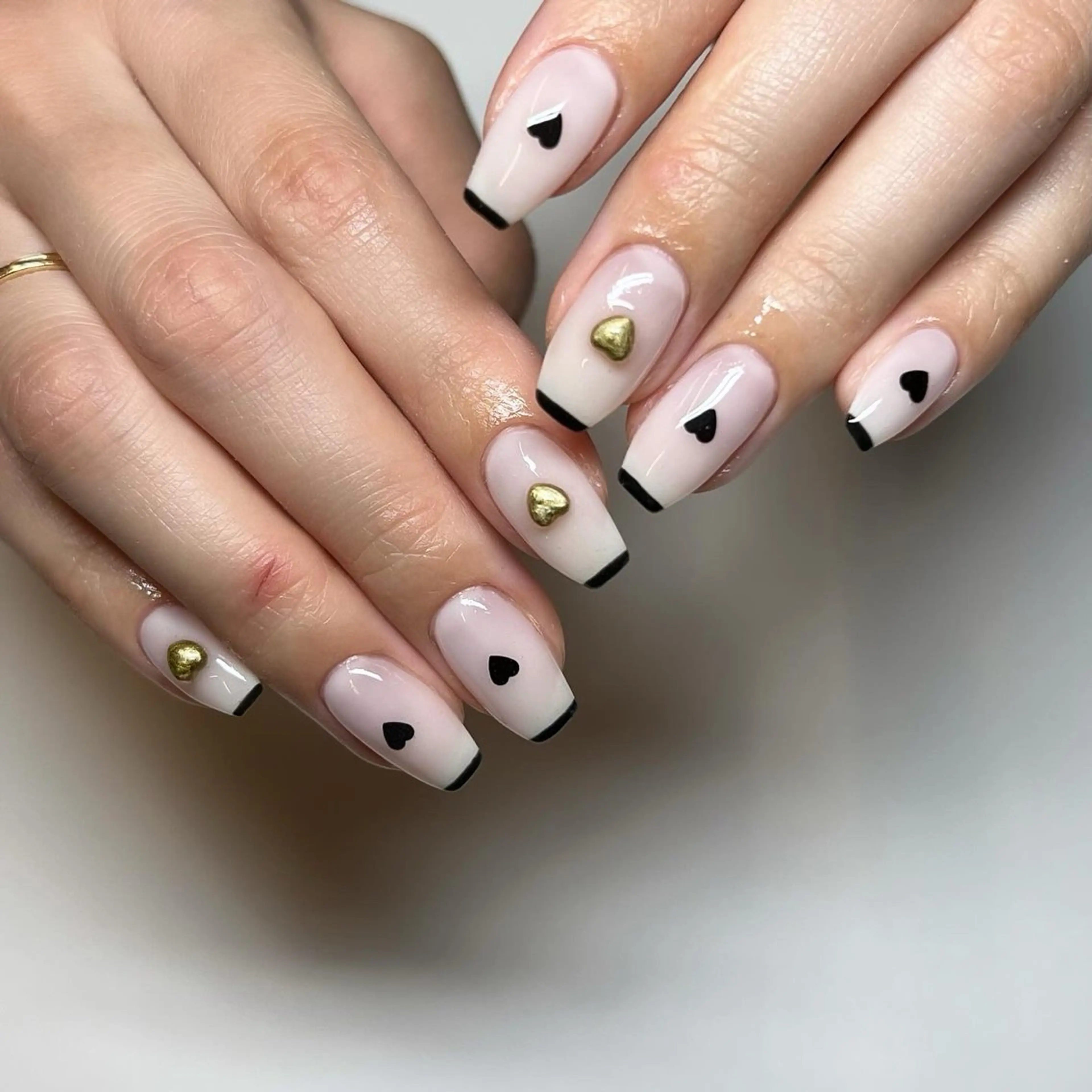 ネイル neroli スタッフのネイルデザイン