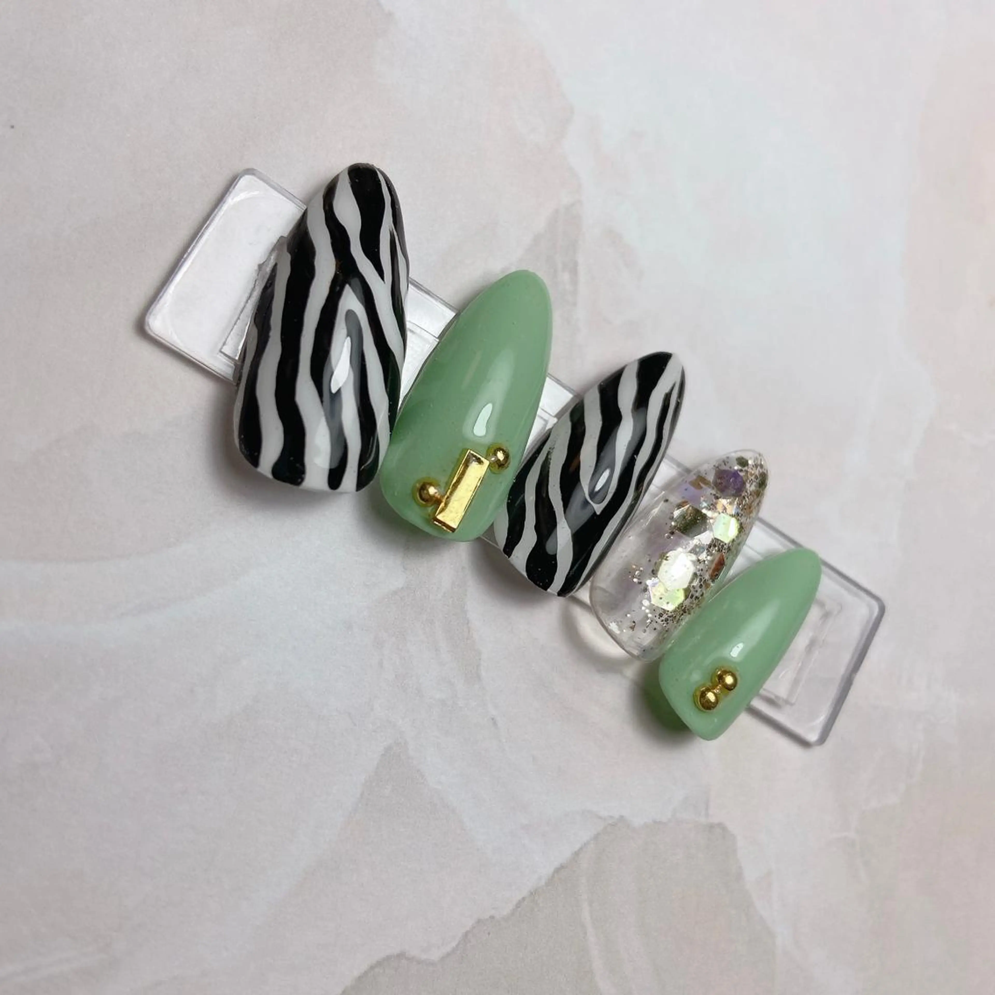 ネイル nailsalon REJOICEのネイルデザイン