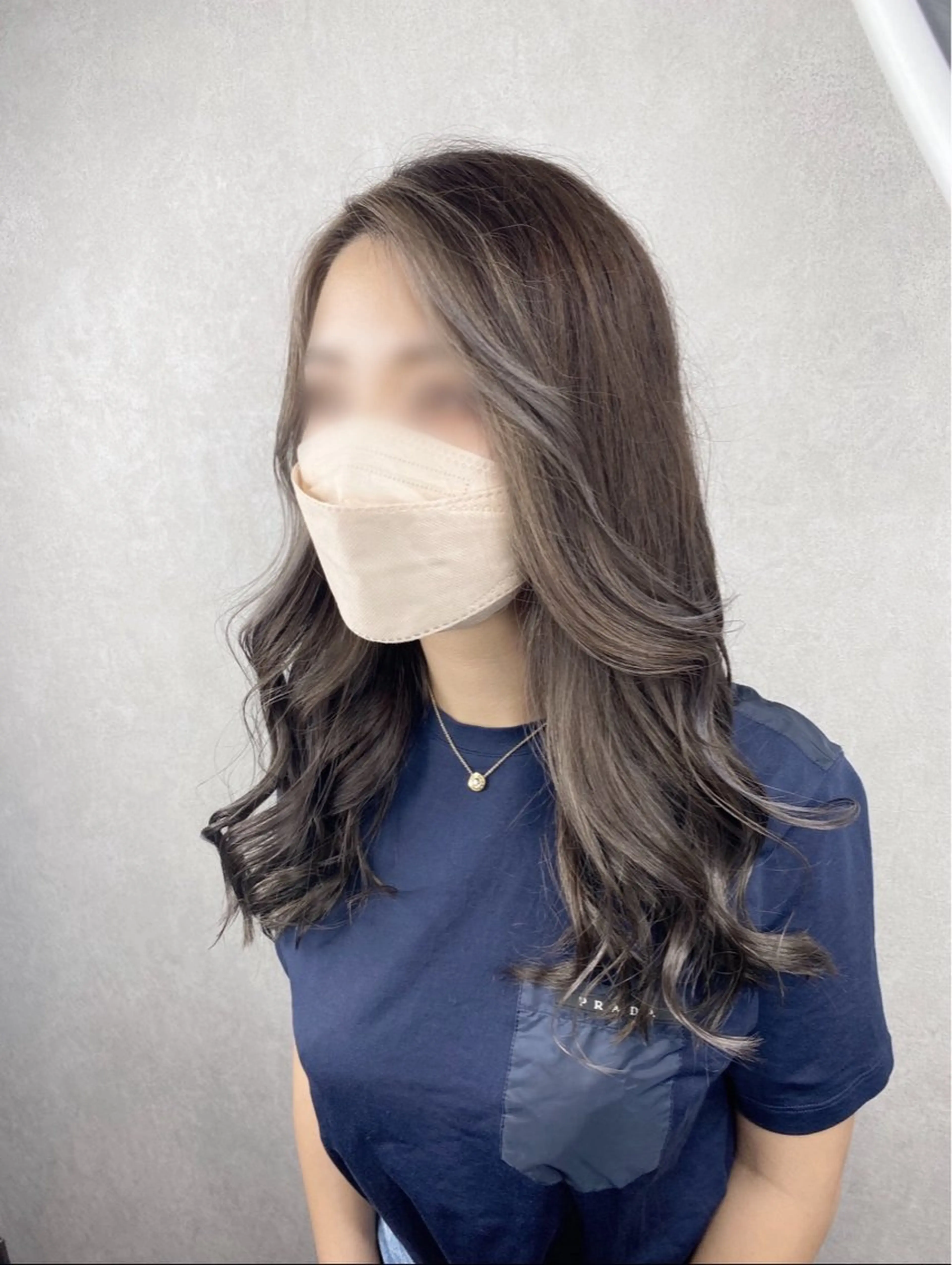 ロング カラー ミストバング イヤリングカラー  フェイスフレーミング _White所属・ＳＨＩ ＺＵのヘアスタイル