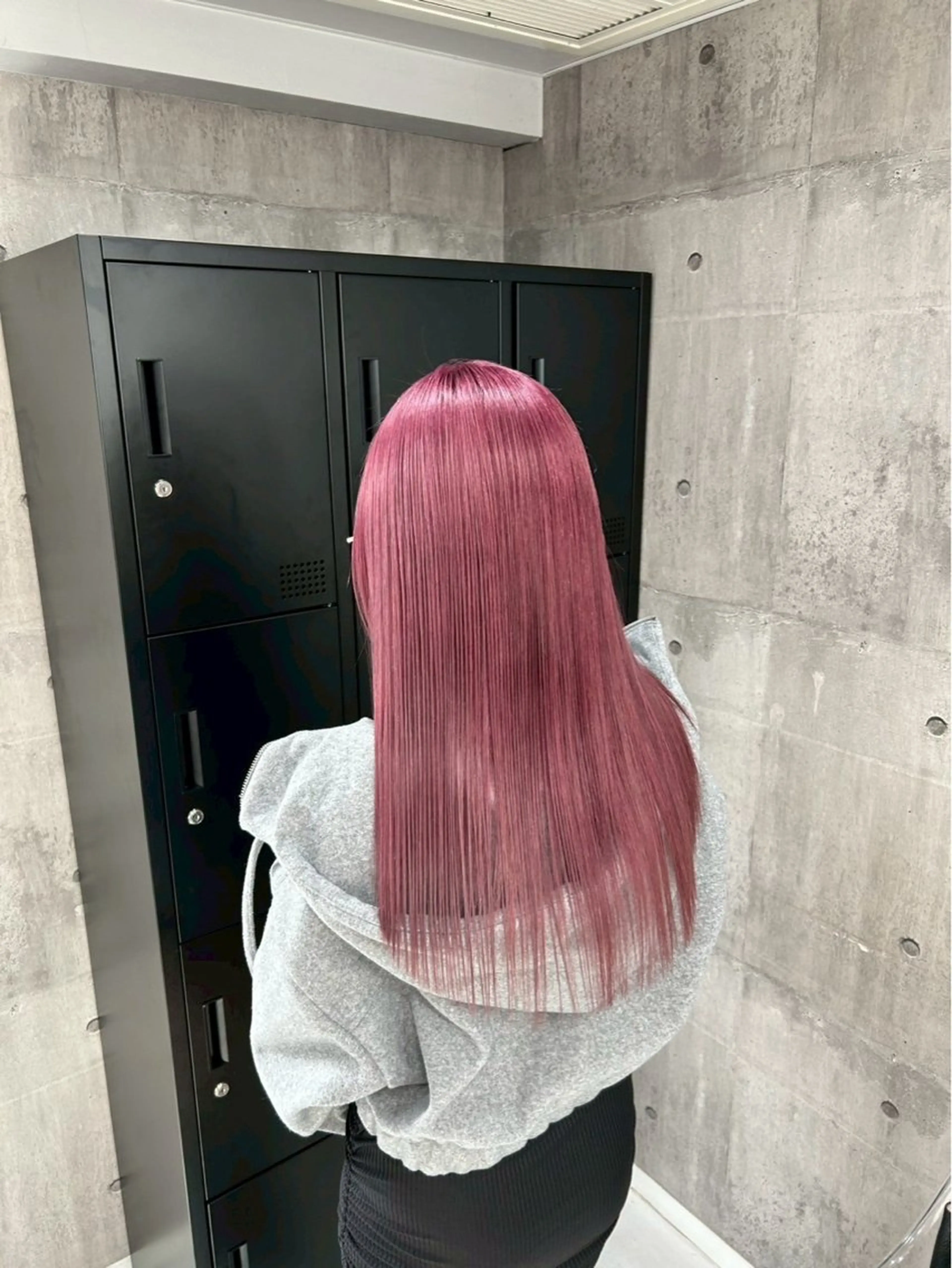 ロング カラー アッシュ バレイヤージュ ミストバング ブリーチ ブロンド カット ヘアカラー トリートメント hayato🌟/ ツヤサラハイトーンのヘアスタイル