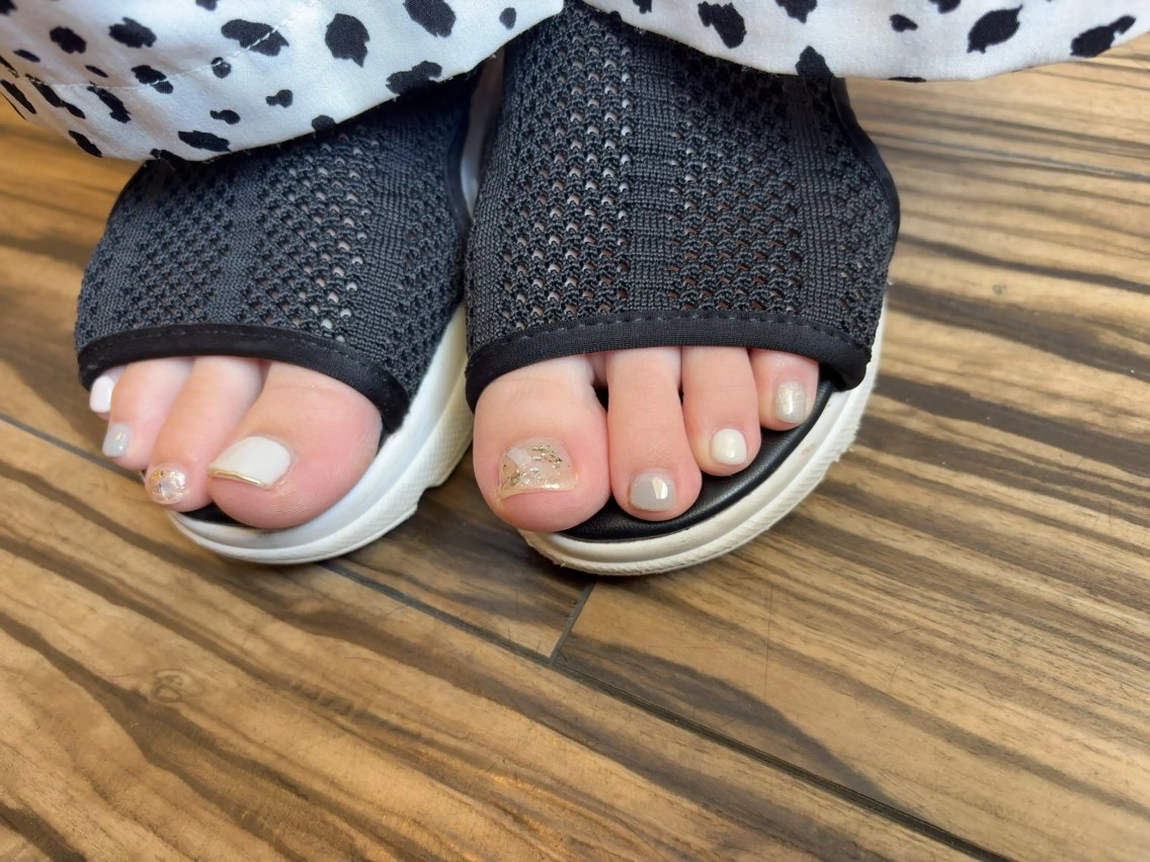 ネイル ホワイト フットネイル laviebelle norikoのネイルデザイン