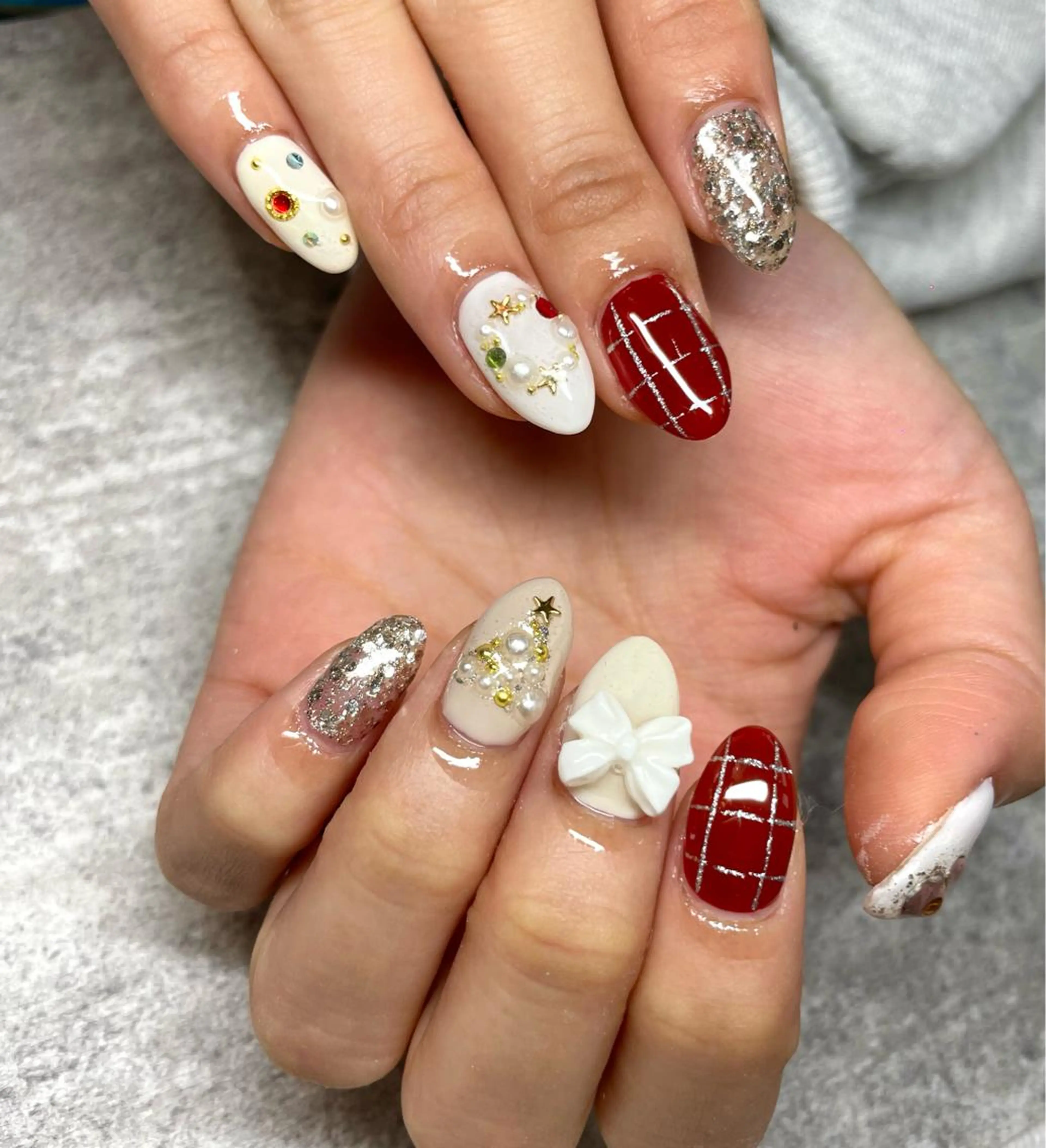 ネイル フットネイル ジェルネイル 韓国ネイル マグネットネイル ミラーネイル ハンドネイル nail salon fee（フィー）のネイルデザイン