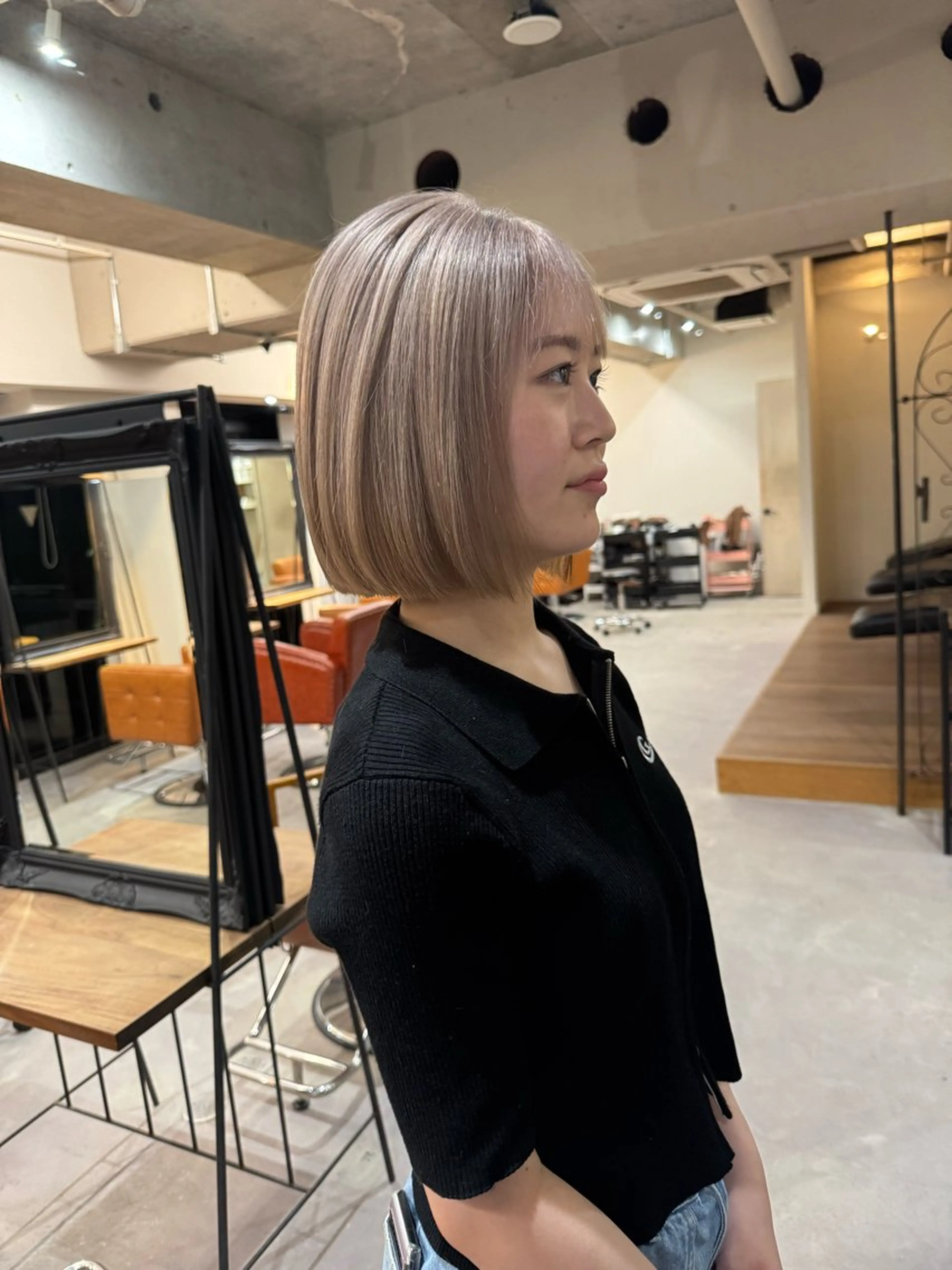 ショート カラー ハイトーンボブ美容師 /馬場 翼のヘアスタイル