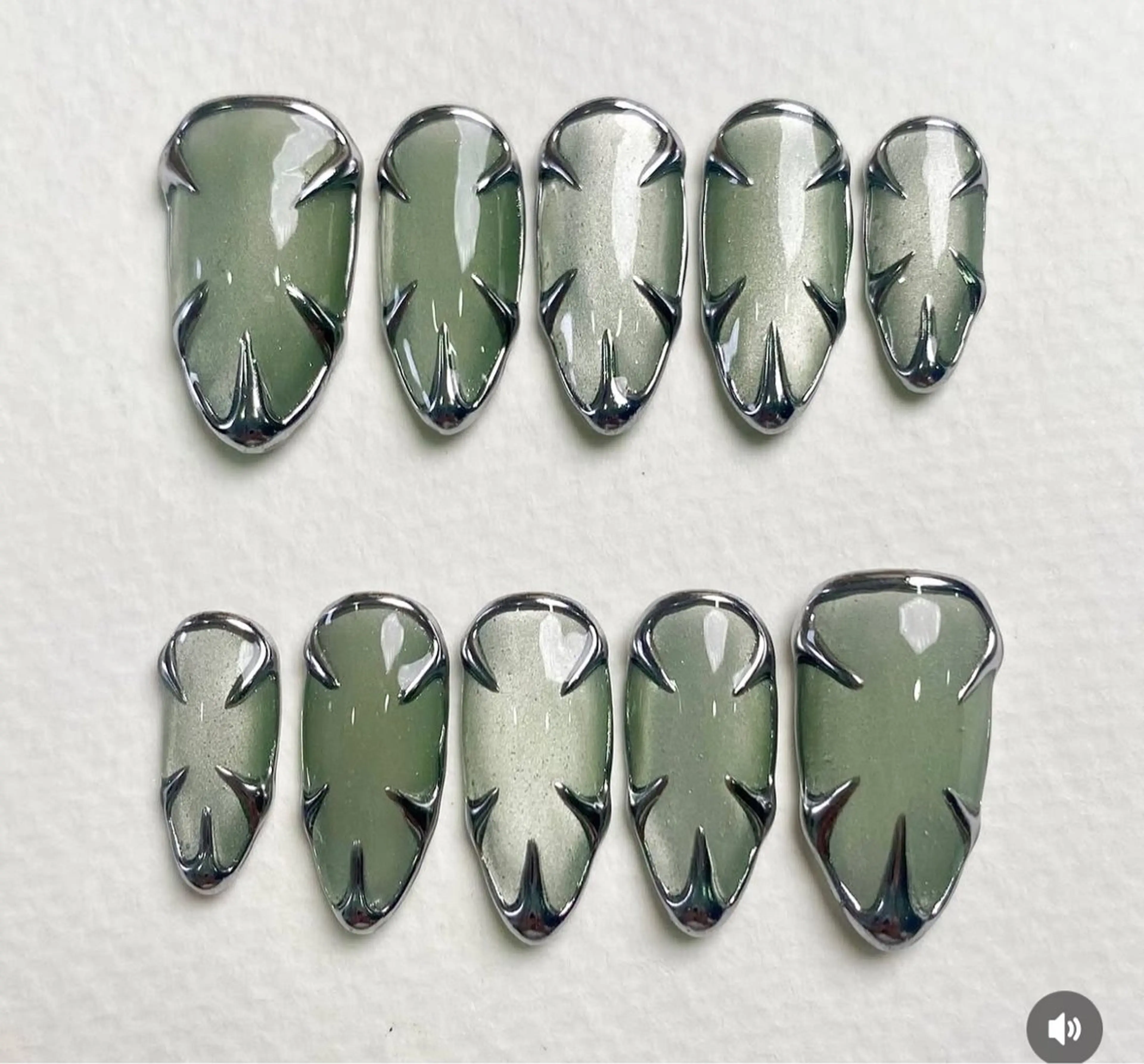 ネイル ハンドネイル Van Nail 本厚木店所属・Van Nail Salonのネイルデザイン