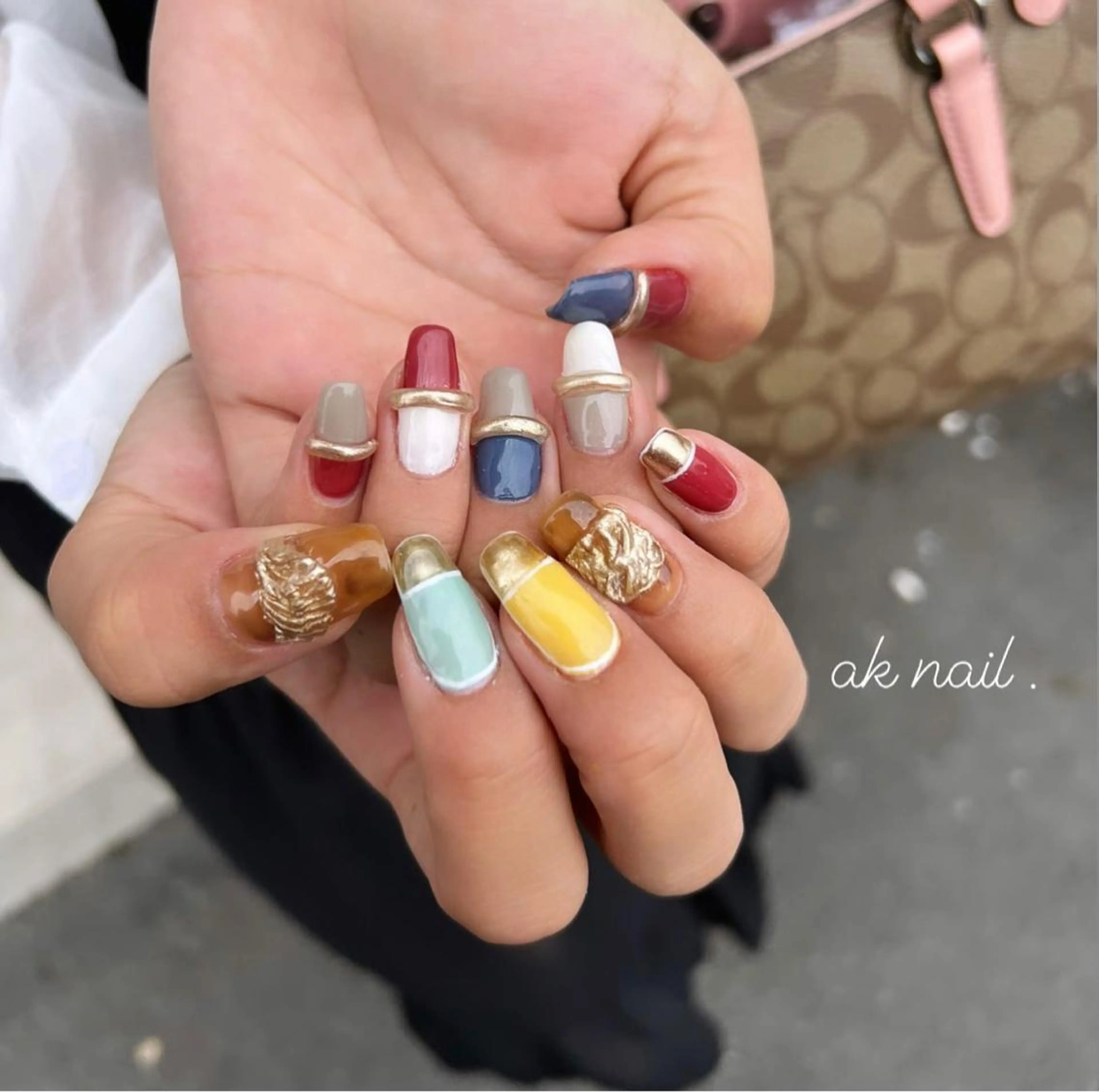 ネイル フレンチネイル ハンドネイル ak nail .のネイルデザイン