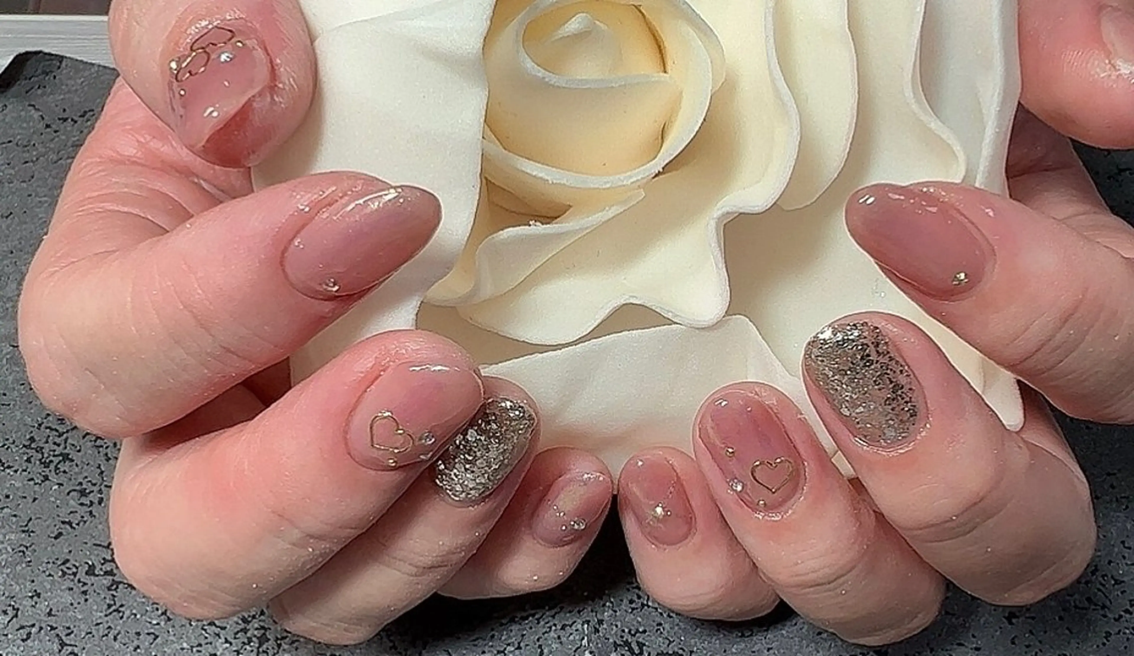 ネイル ジェルネイル ミラーネイル Ruana Nailのネイルデザイン
