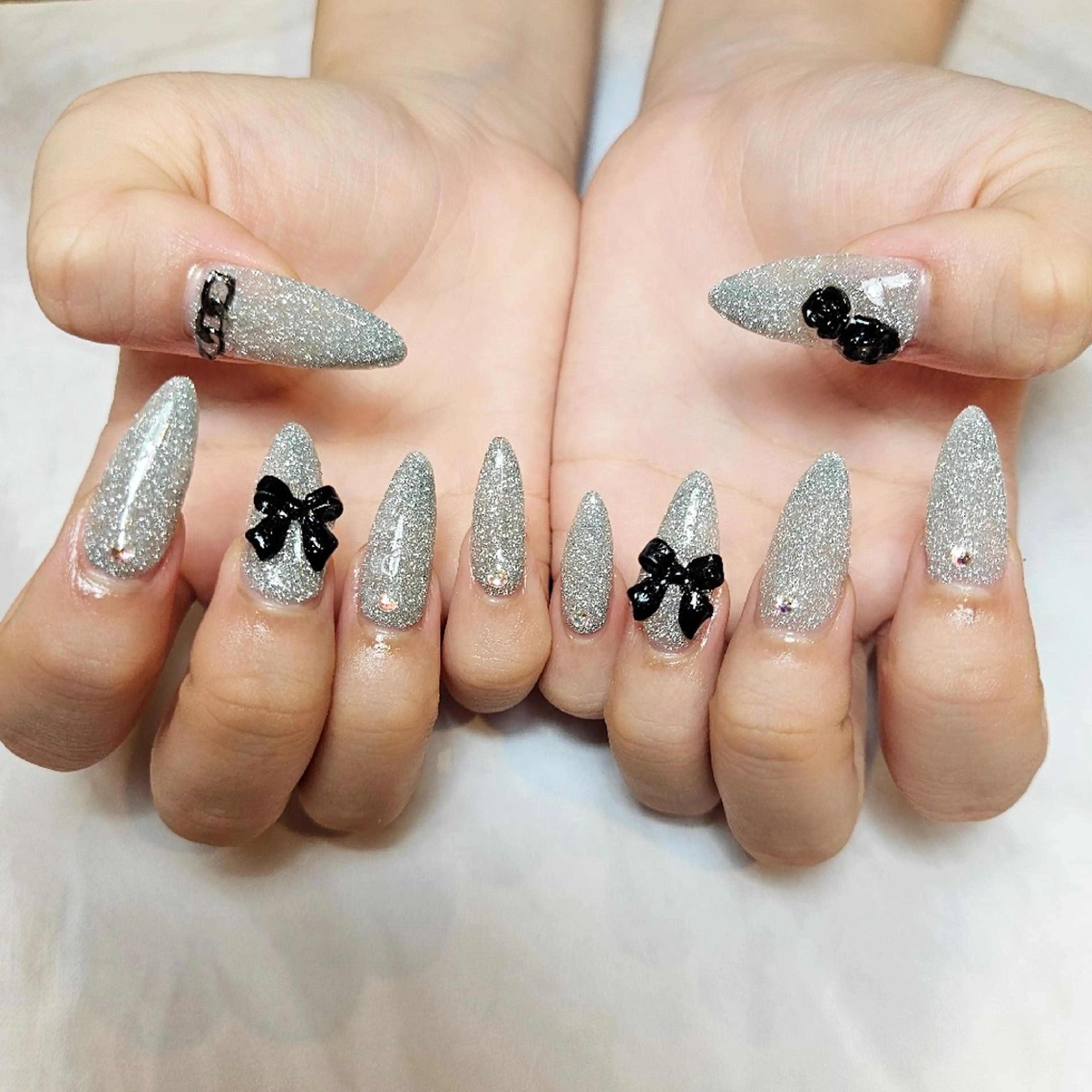 ネイル ハンドネイル 12/10🈳️🌷 永山瑞穂のネイルデザイン