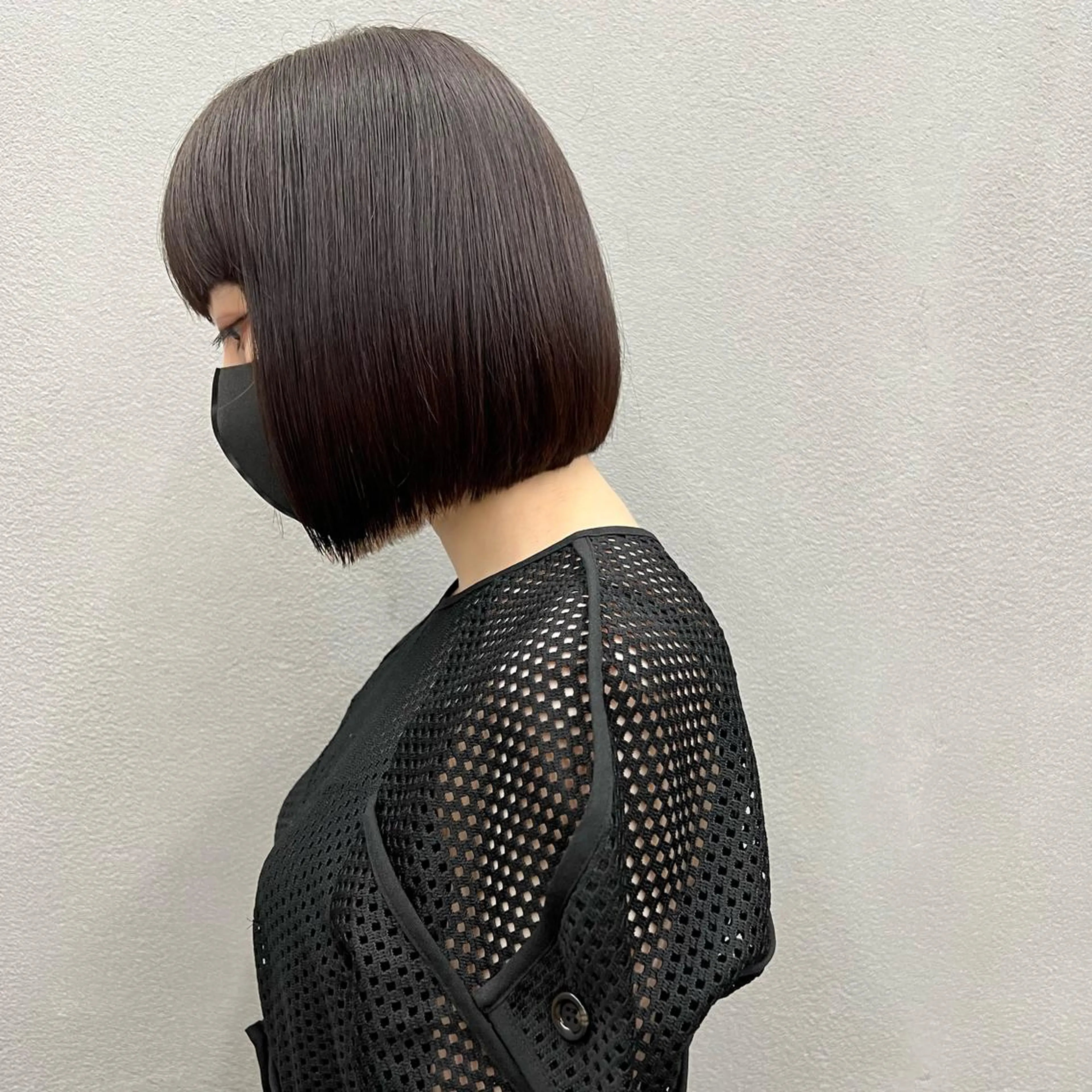 ショート カラー ボブ カット ヘアカラー お顔まわりカット🌱 emo.村松泉綺のヘアスタイル