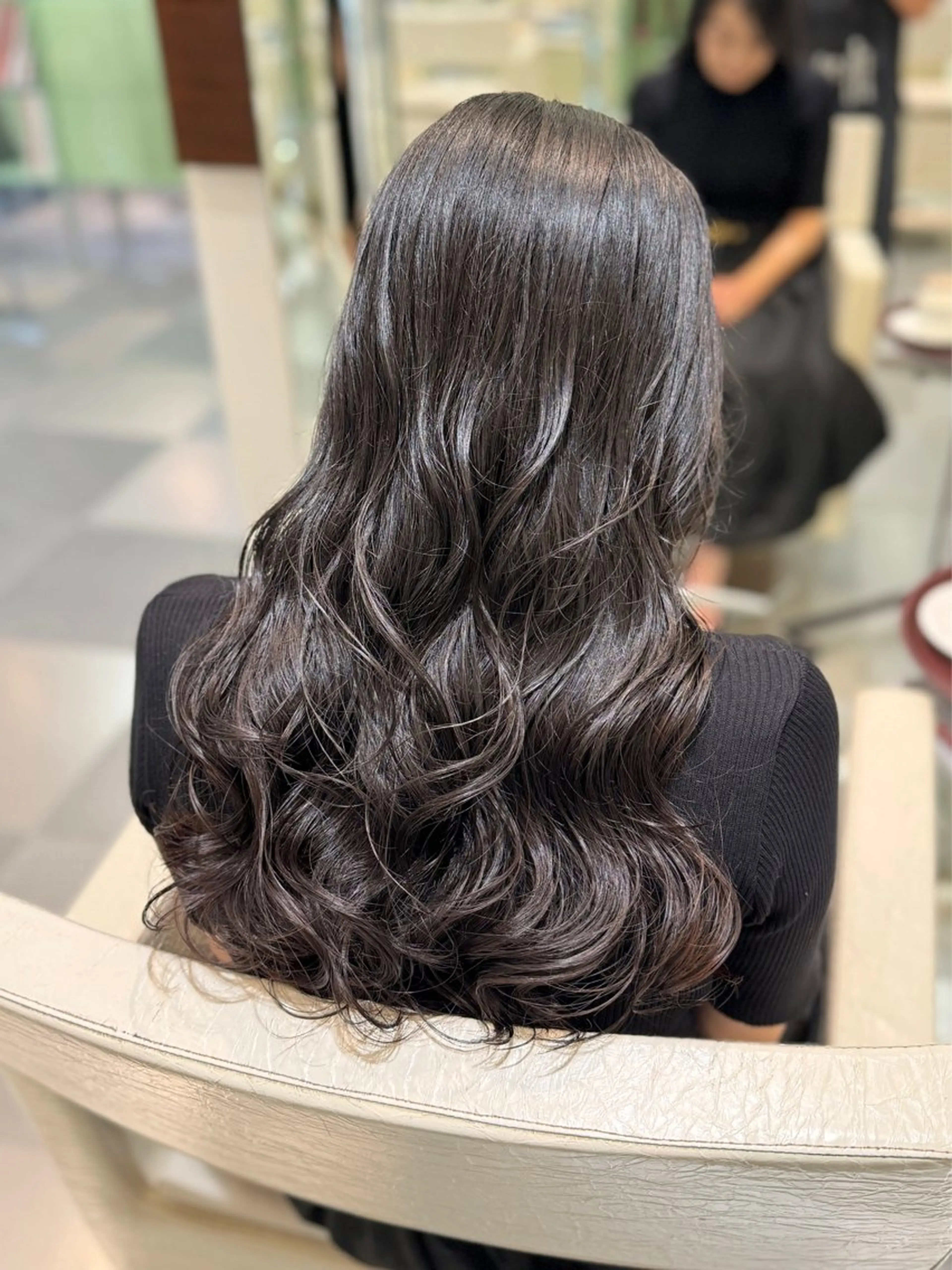ロング カット パーマ トリートメント コテ巻き風パーマ/ キミシマカイトのヘアスタイル