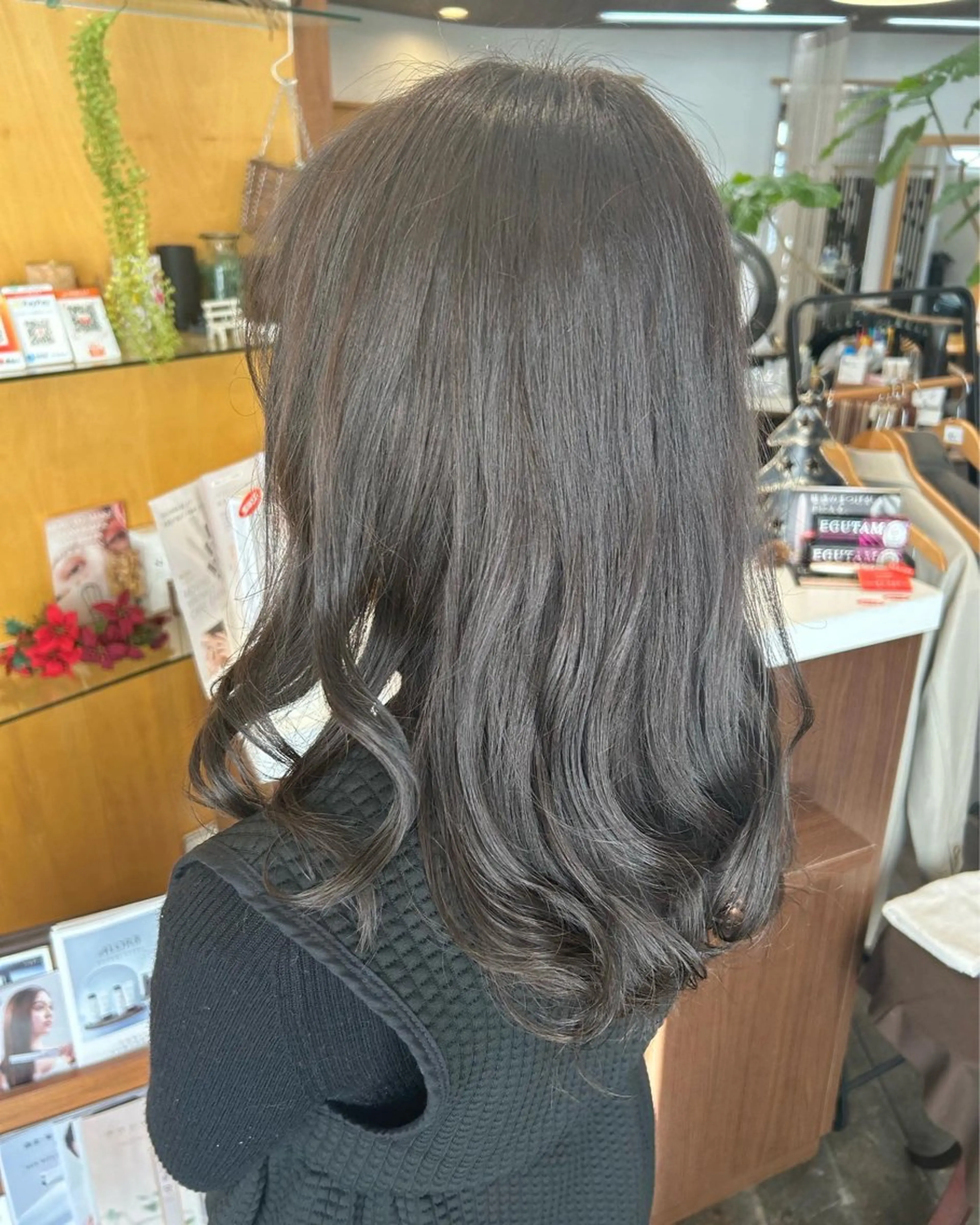セミロング カラー ハンズエミュ所属・handsemu🍀 komakiのヘアスタイル