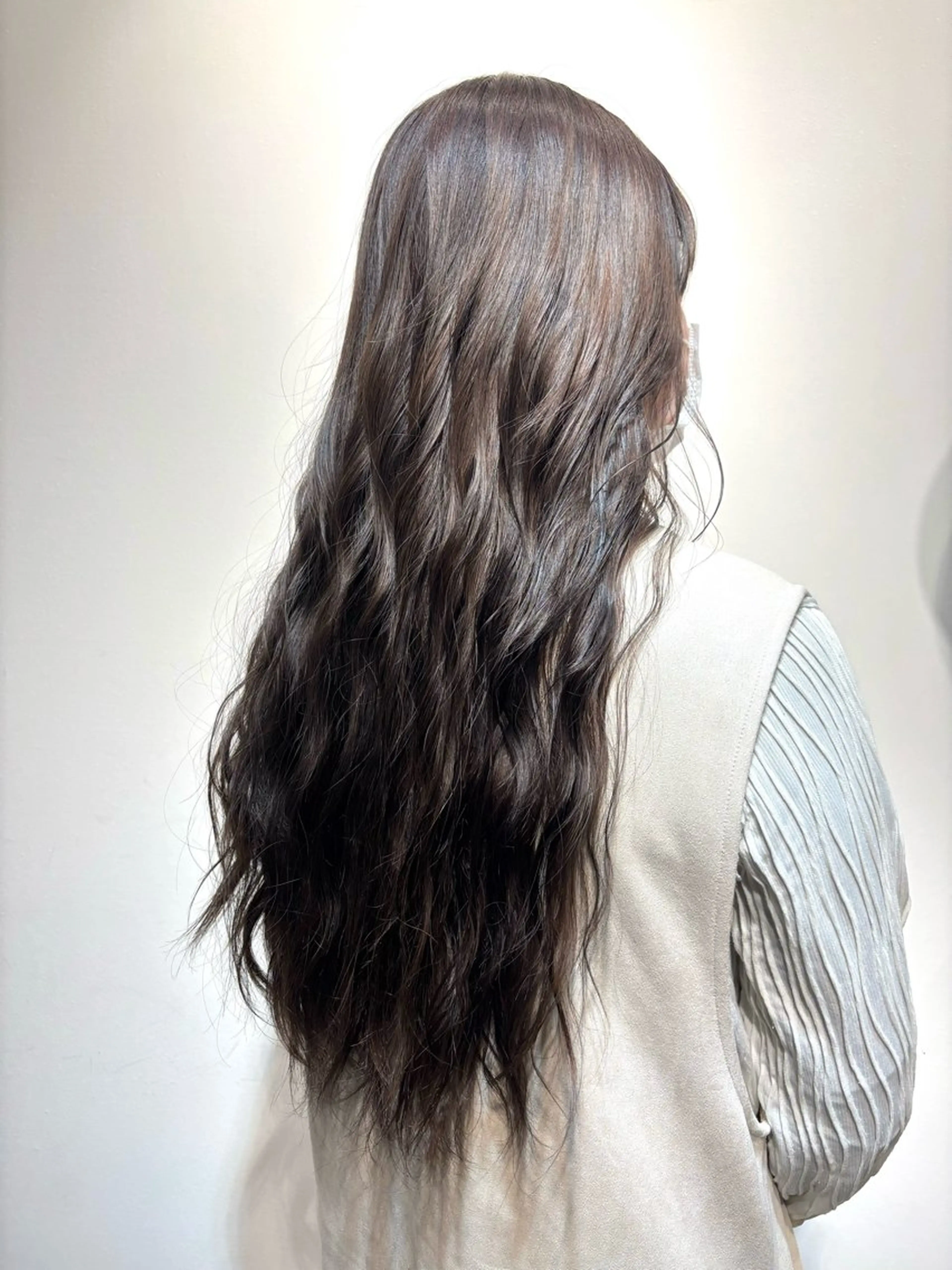 ロング カラー 透明感カラー グレージュ Atria 川崎【アトリア】所属・Kaito Miuraのヘアスタイル