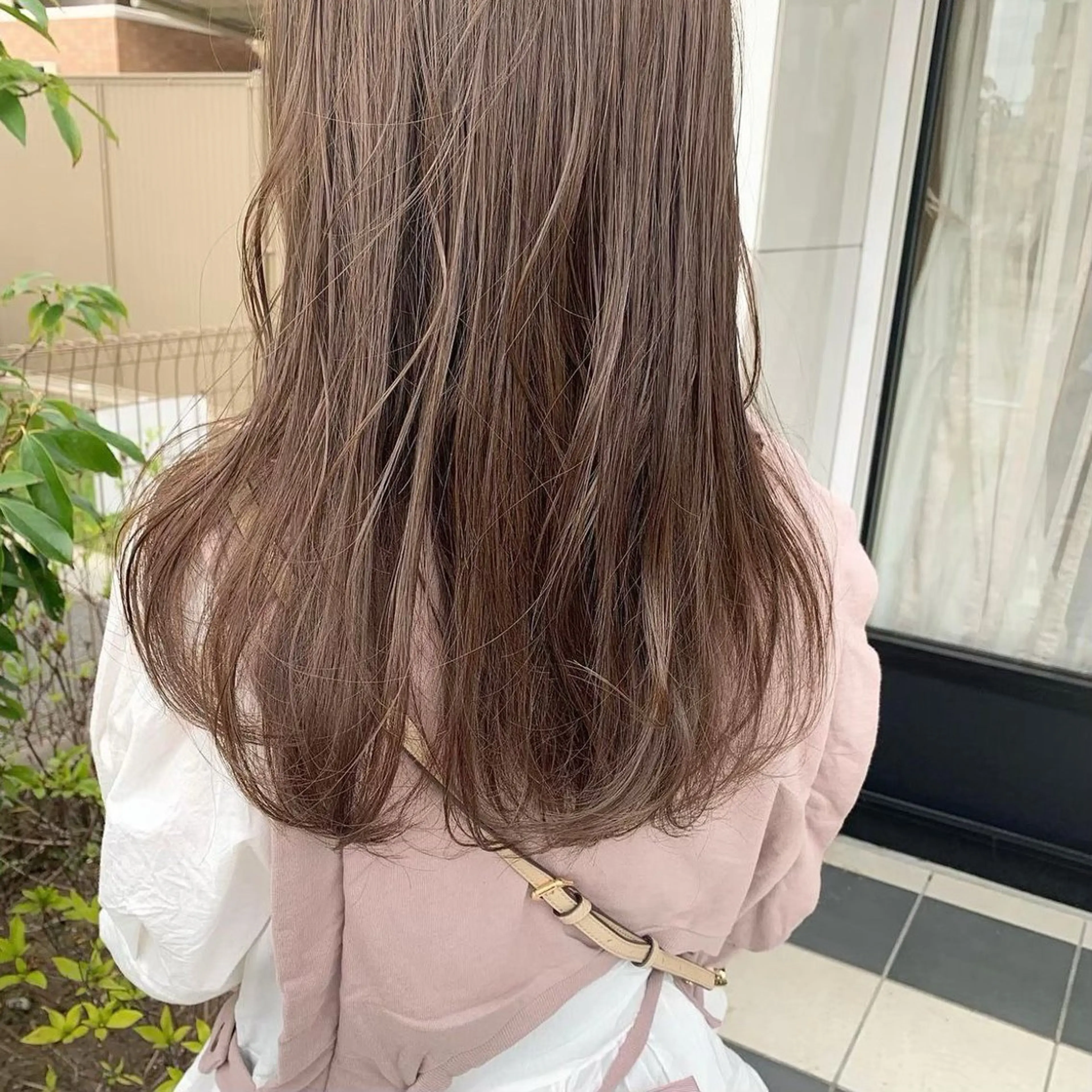 セミロング カラー カット ヘアカラー カイ アオネのヘアスタイル