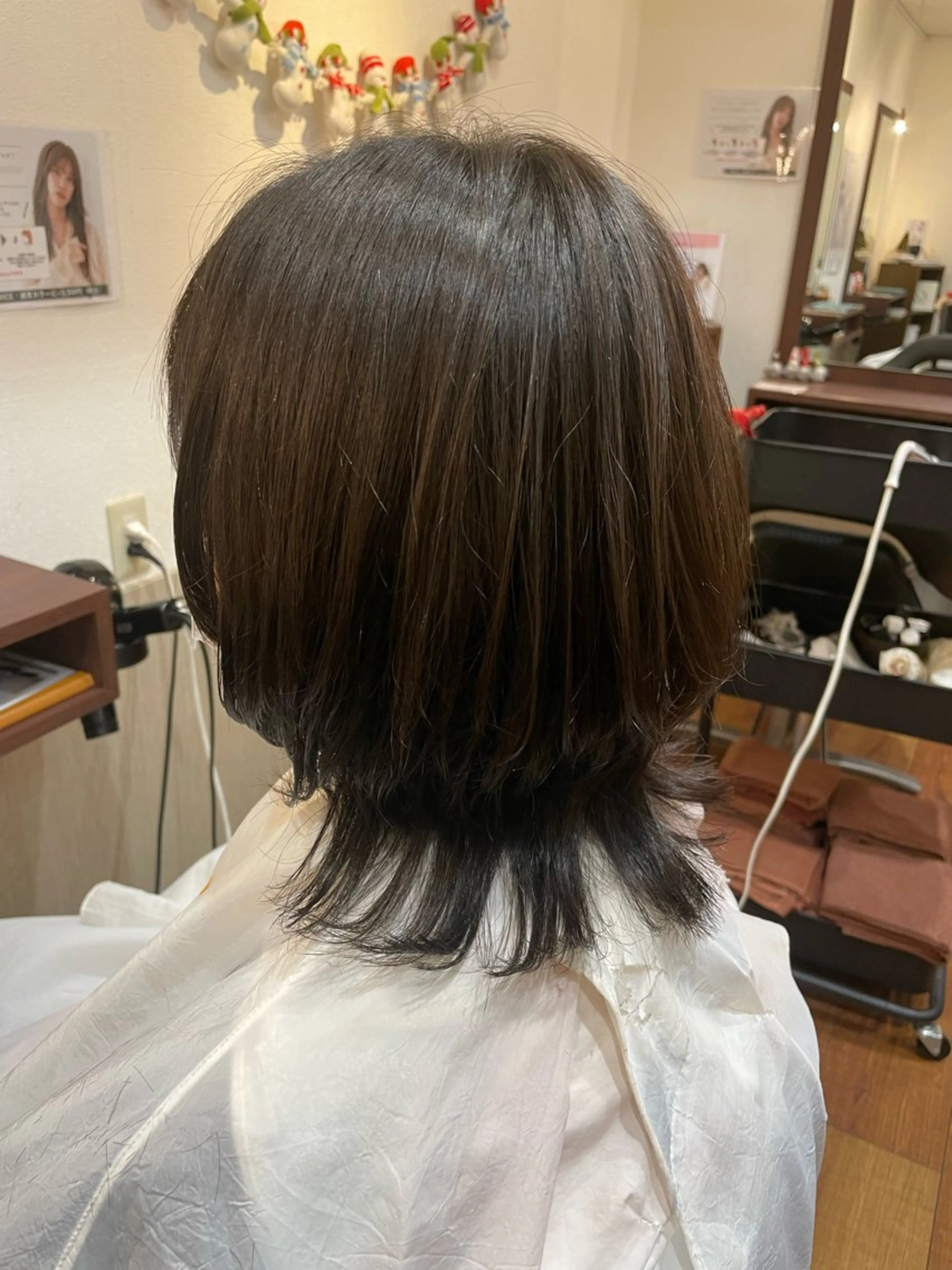 ミディアム molla所属・やまもと あきこのヘアスタイル