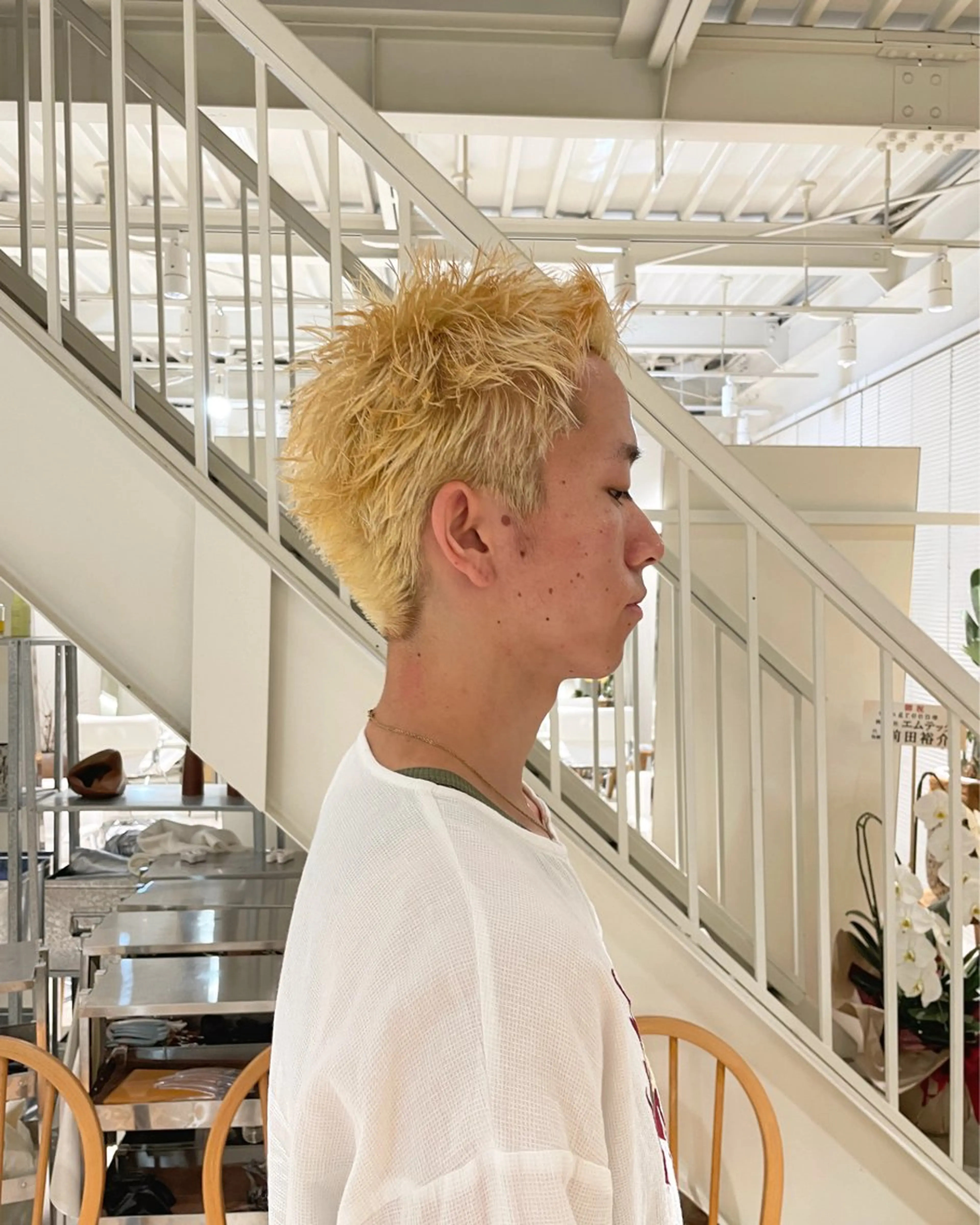 メンズ スパイキーショート カット 安西 香利奈のヘアスタイル