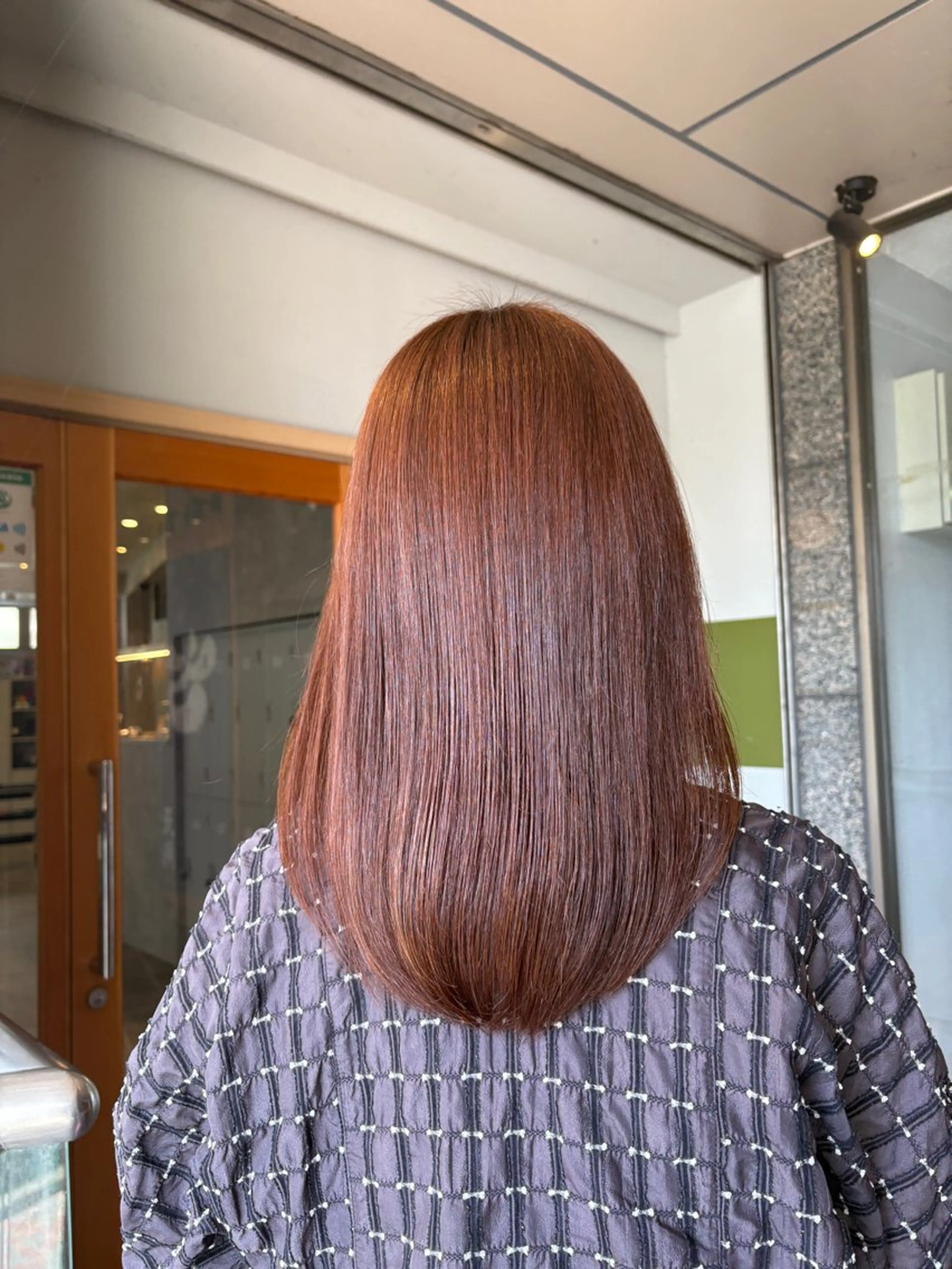 セミロング カラー カット ヘアカラー トリートメント Akko💋 モデル大募集です！のヘアスタイル