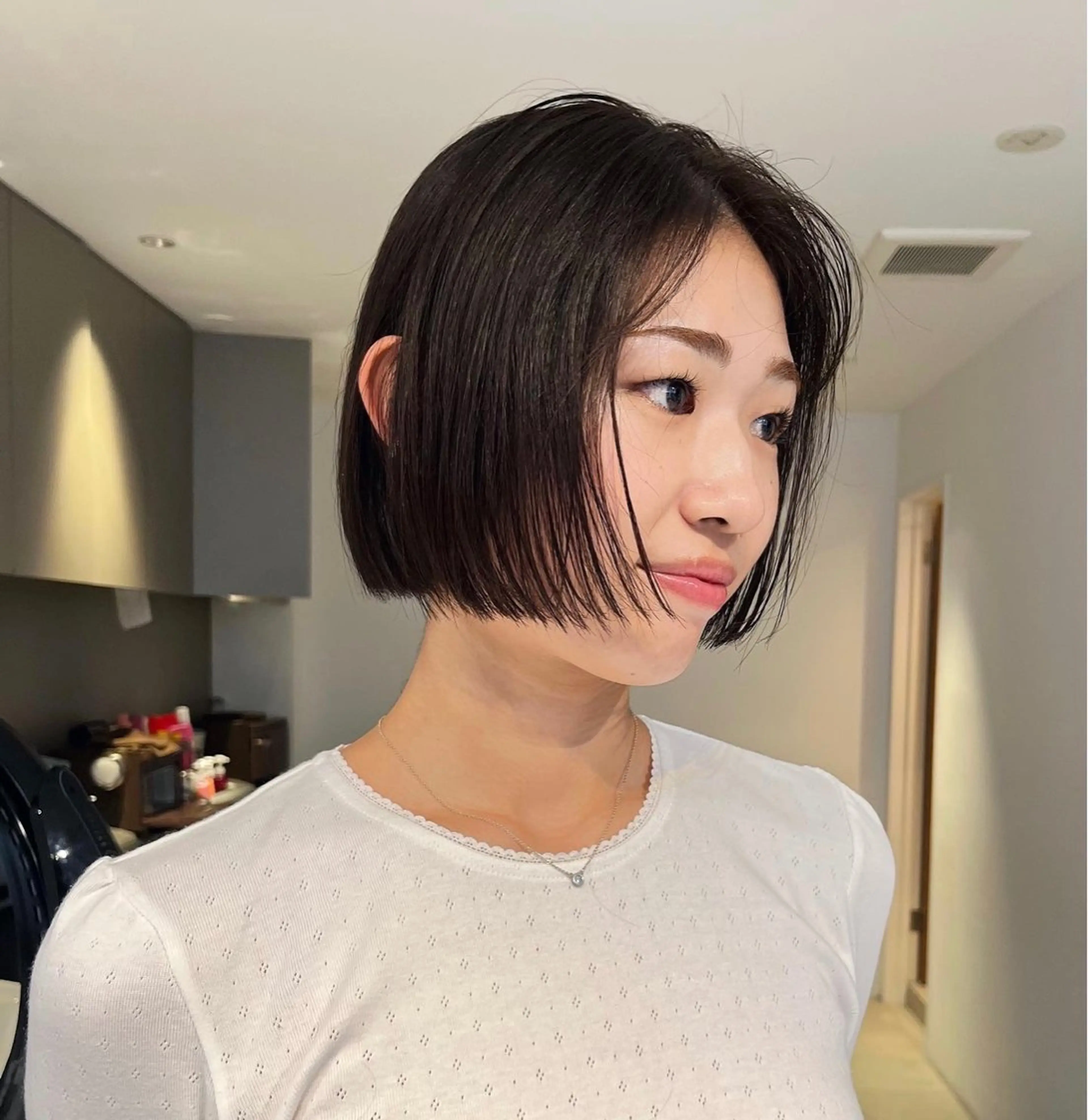 ショート カラー ブリーチ ブラウンカラー 透明感カラー Halo所属・カットモデル募集中 IKUMI🎀のヘアスタイル