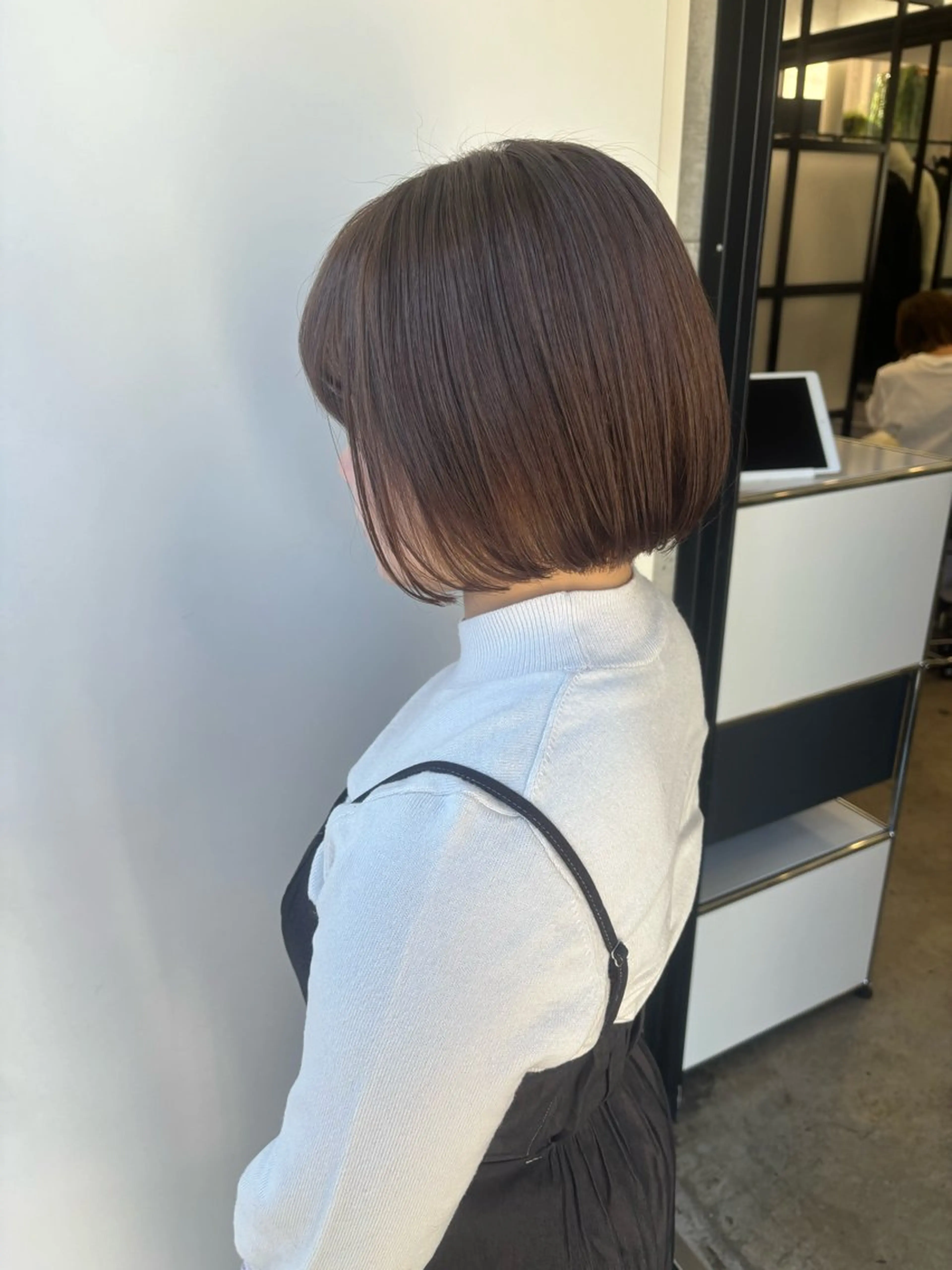 ショート カラー ベージュカラー ブリーチ ブラウンカラー ブラウンベージュ 透明感カラー カット ヘアカラー トリートメント YUTO歴9年 ベージュの透明感得意のヘアスタイル