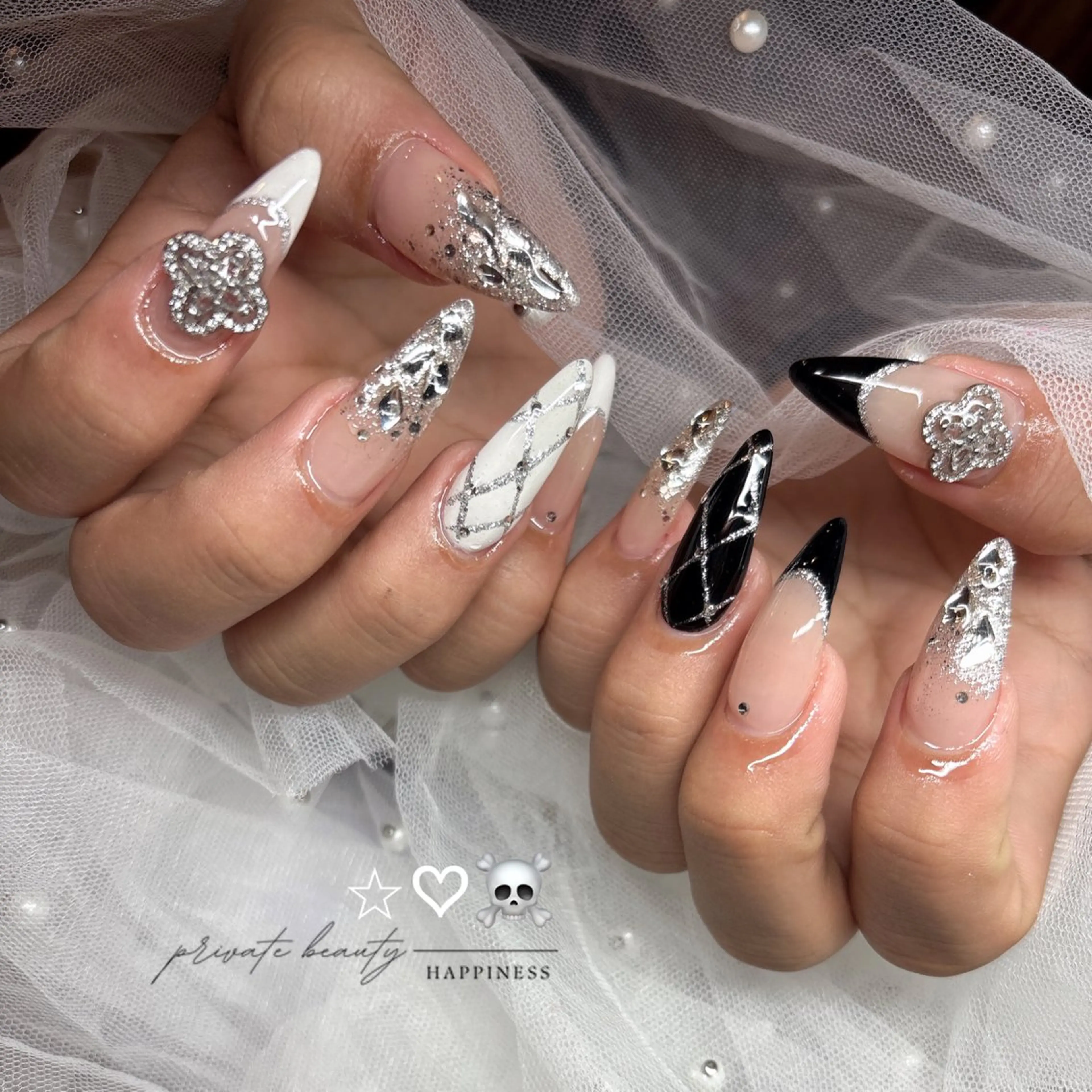ネイル 韓国ネイル ロングネイル ピンク スカルプネイル ハンドネイル happiness nailのネイルデザイン