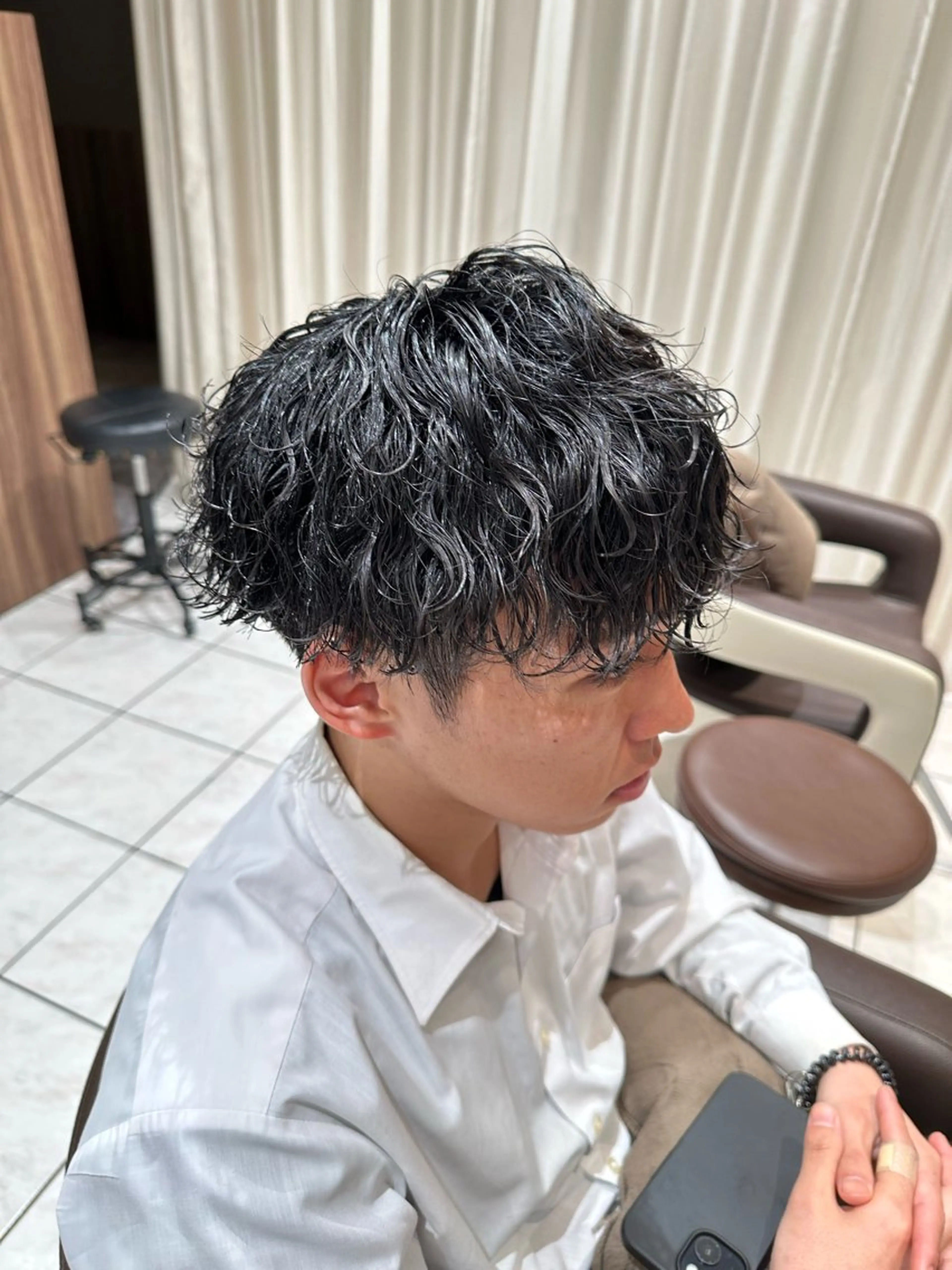 ミディアム パーマ メンズ カット パーマ 曲がる縮毛矯正/ メンズ縮毛/白澤のヘアスタイル