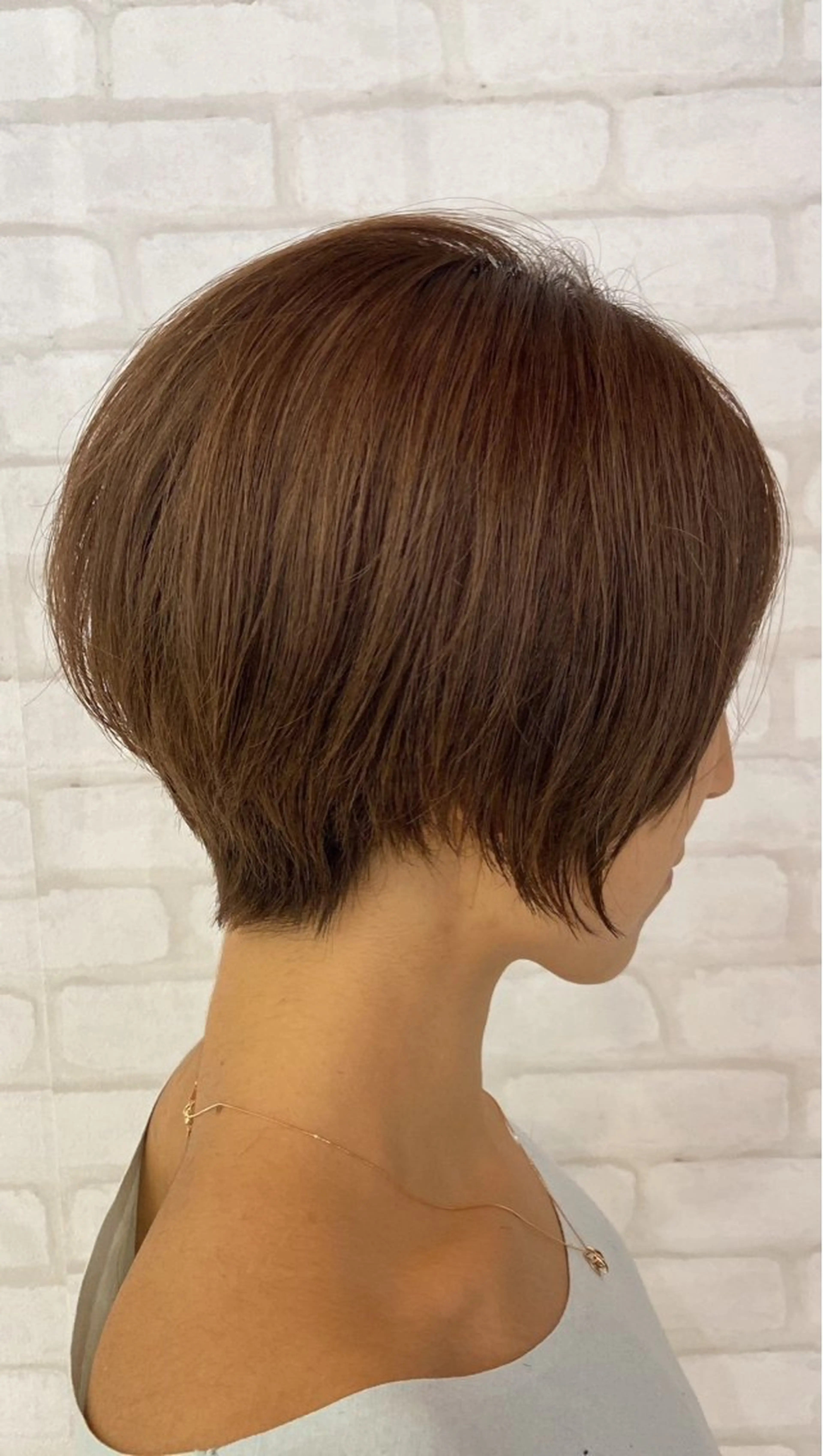 ショート vis fleur 日暮里所属・早坂 紅葉のヘアスタイル