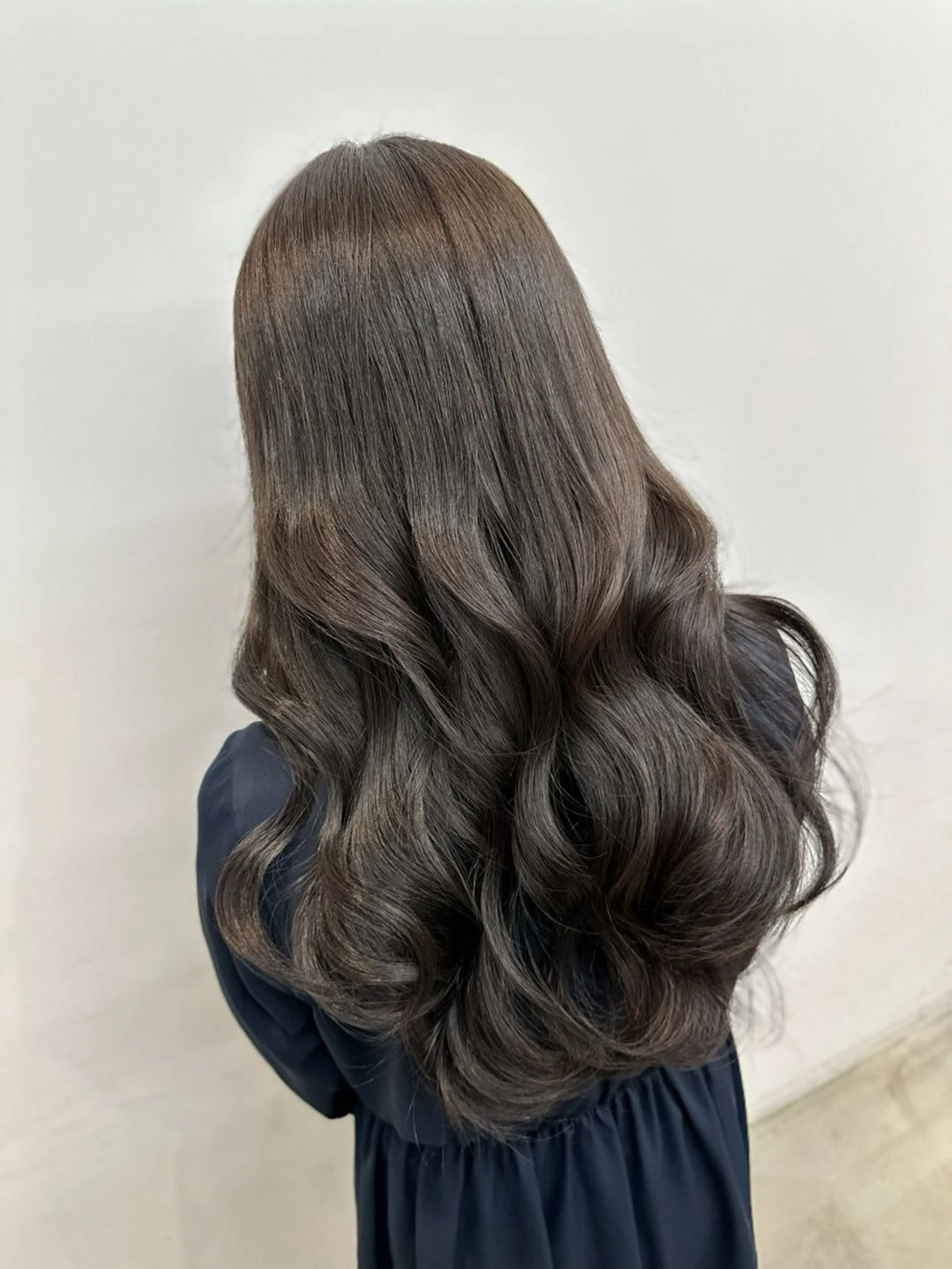 ロング カラー 顔周り似合わせ・巻け るレイヤー水谷航大のヘアスタイル