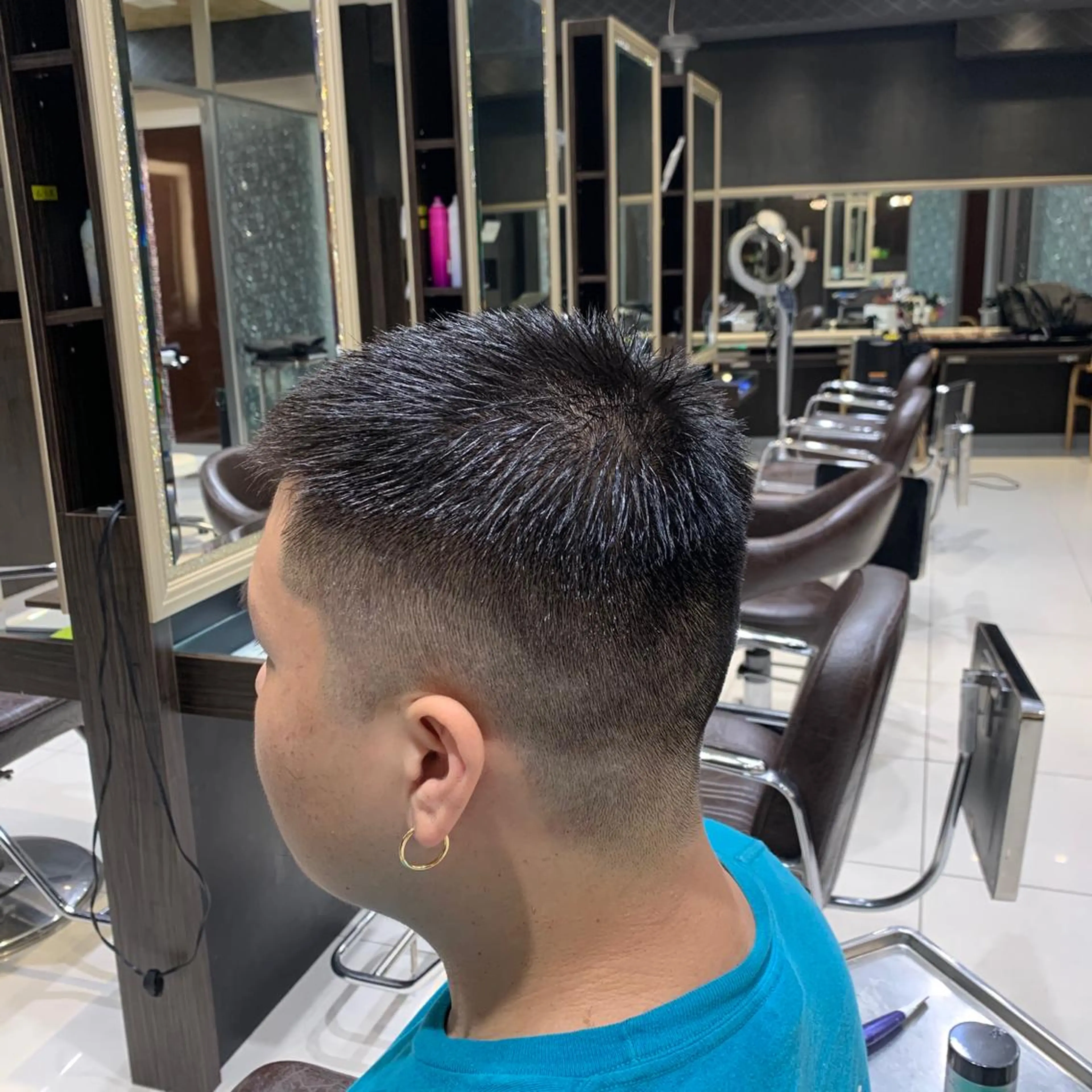 ショート メンズ フェードカット カット 岡本 勇輝のヘアスタイル