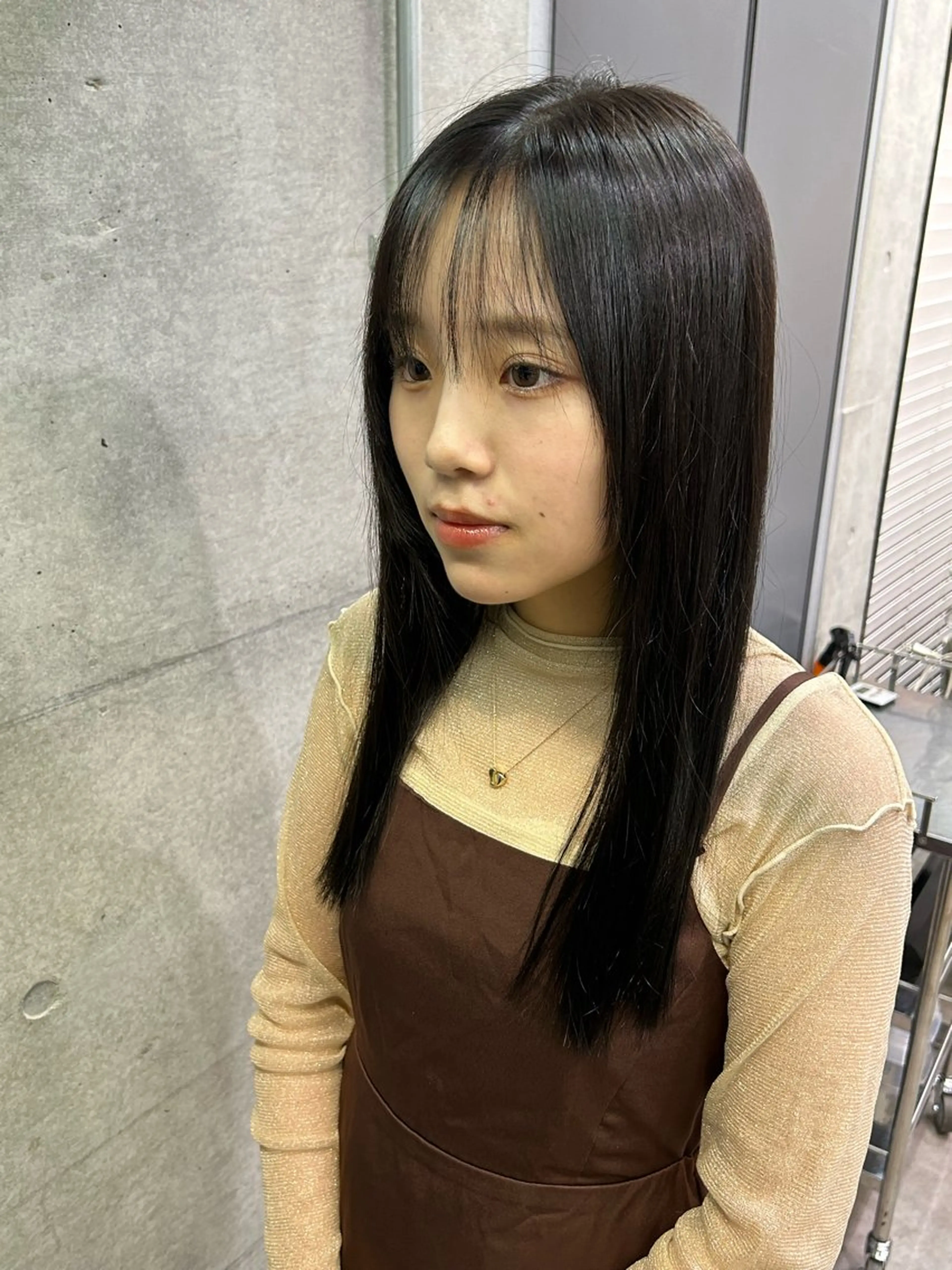 セミロング トリートメント ブリーチ⌇ベージュ ハイトーン⌇ヒロトのヘアスタイル