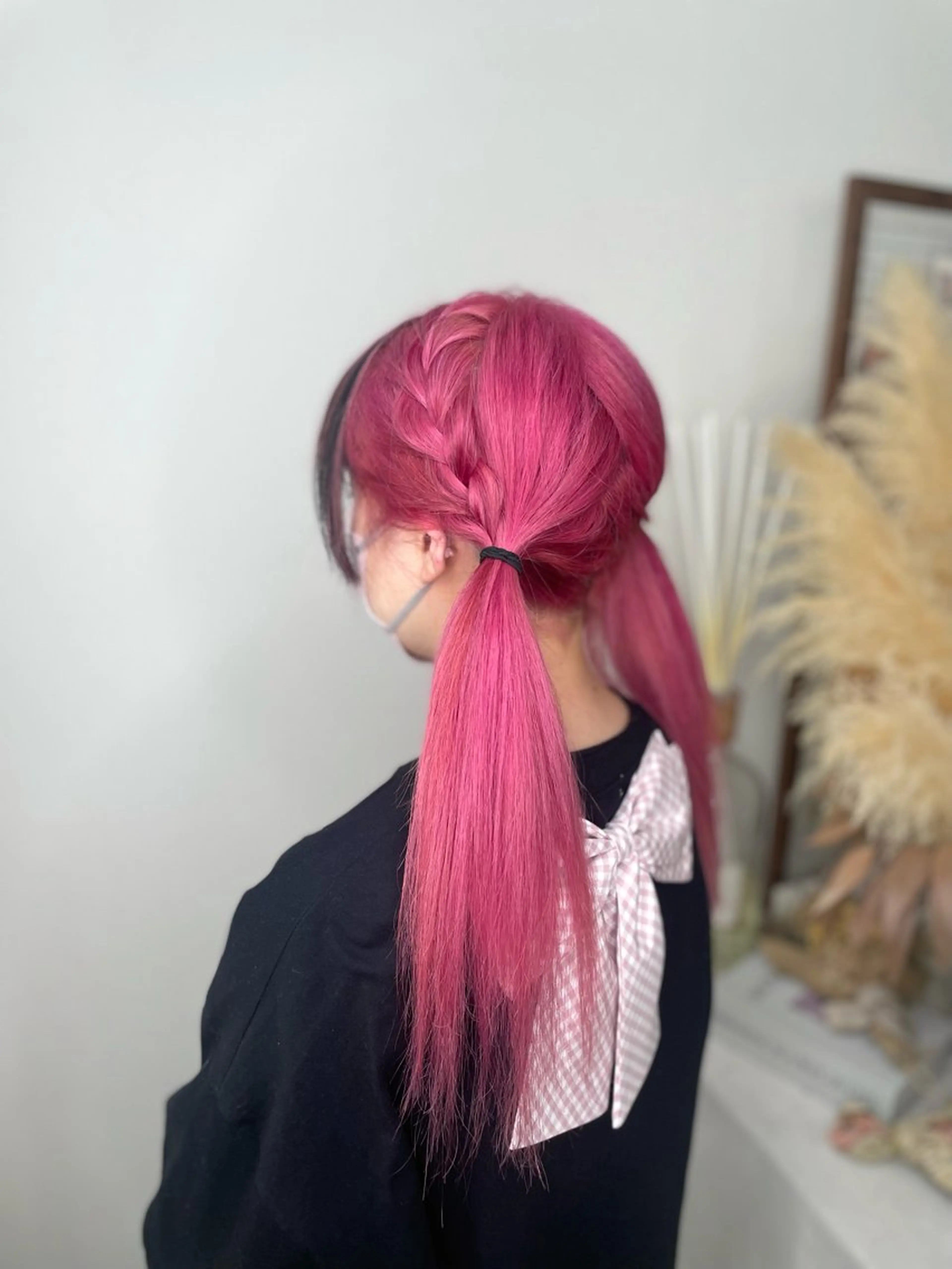 ロング カラー ヘアアレンジ ヘアカラー トリートメント 萩原 加帆のヘアスタイル