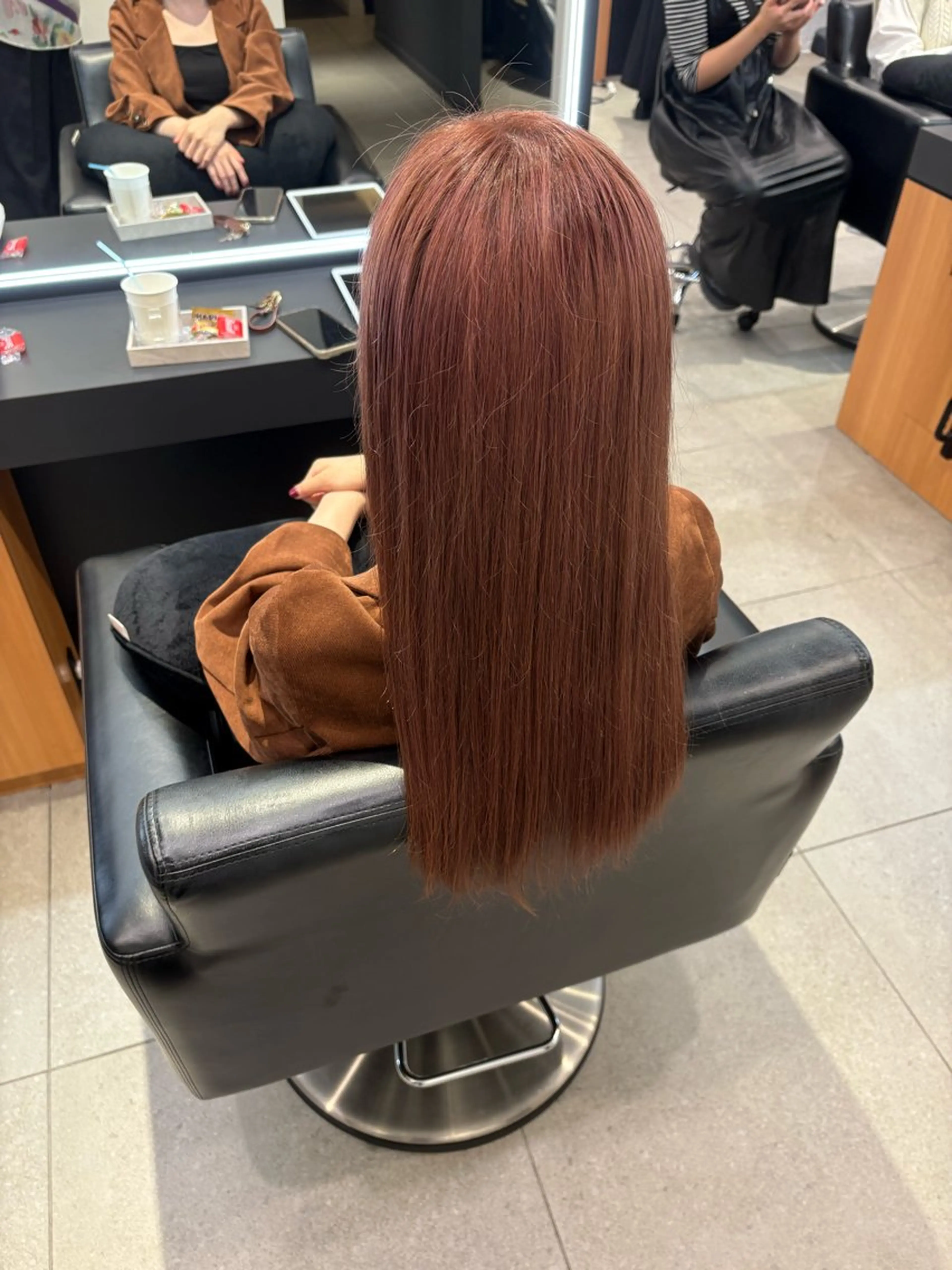 ロング カラー ベージュカラー ピンクカラー ピンクベージュ ヘアカラー ERII (ému） 伏見/カット無料のヘアスタイル