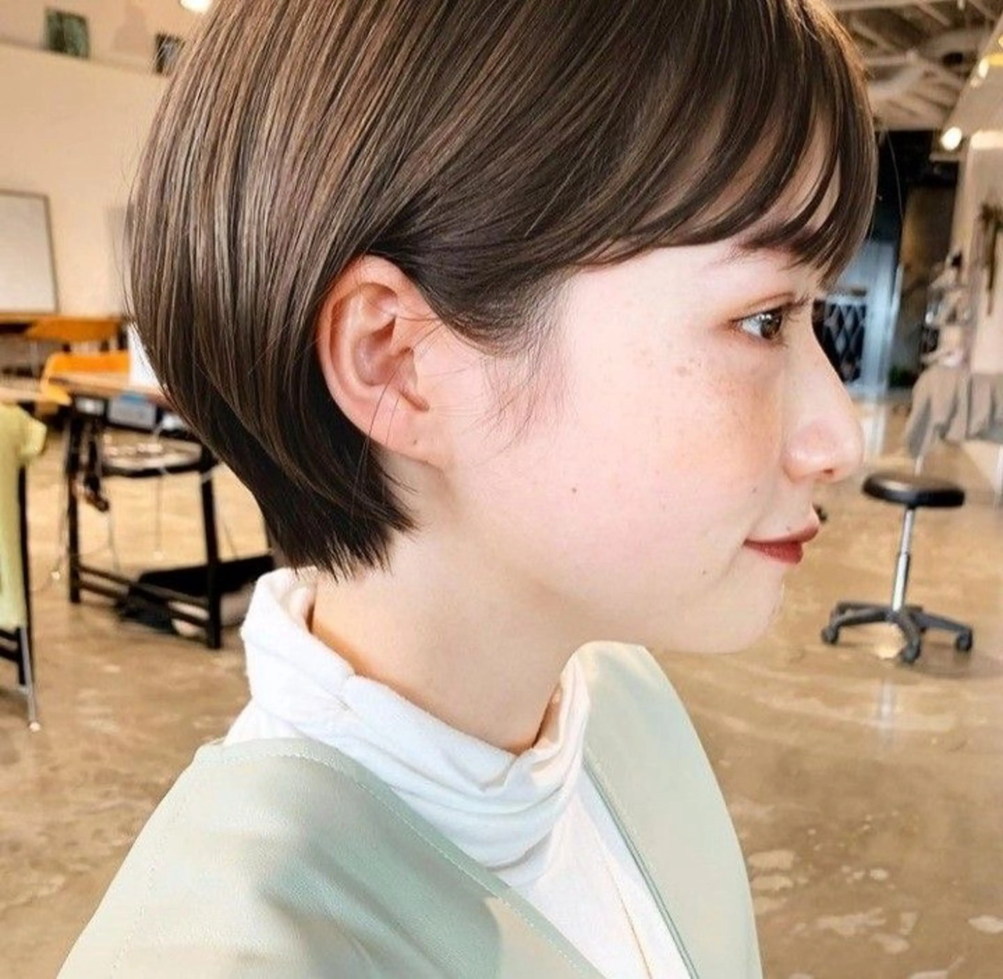 ショート ROBBY表参道所属・木村【ショート/ 耳だしショート】のヘアスタイル