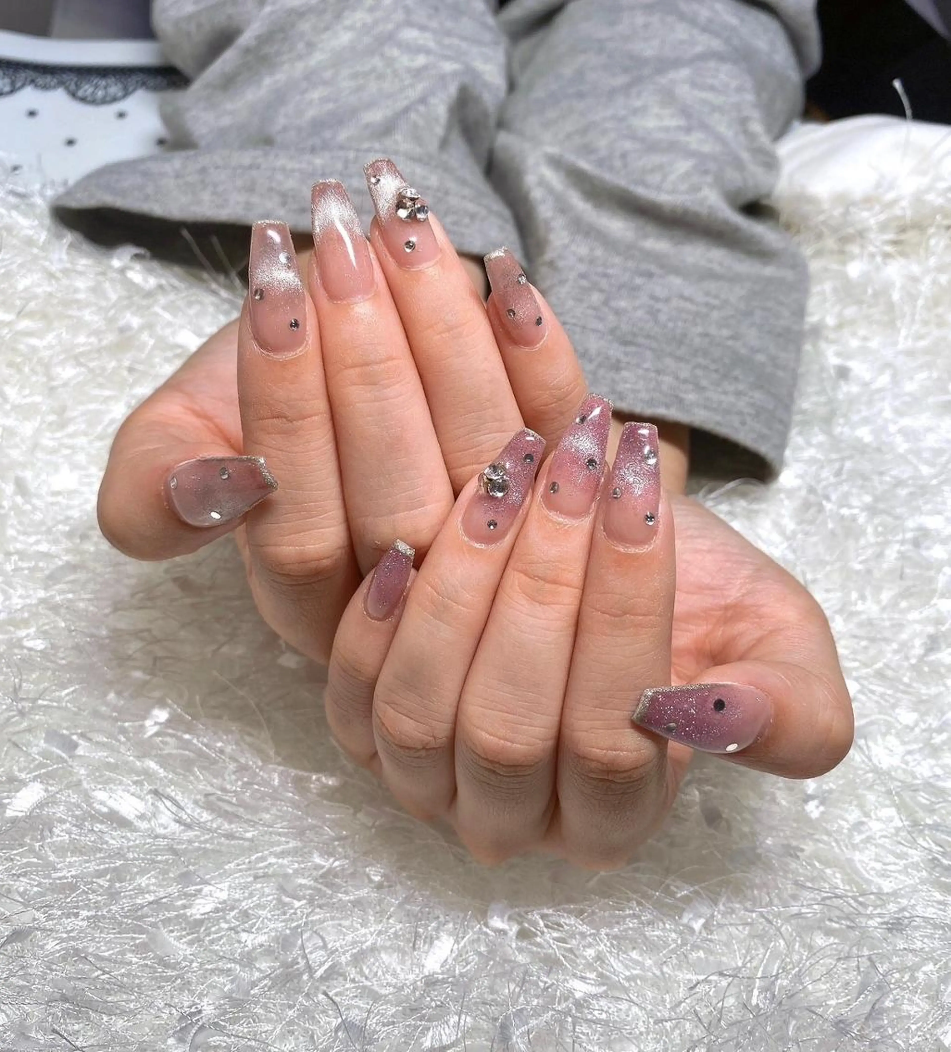 ネイル 長さ出し フレンチネイル ジェルネイル グラデーション 韓国ネイル ハンドネイル Nail&eye Belire 新宿のネイルデザイン