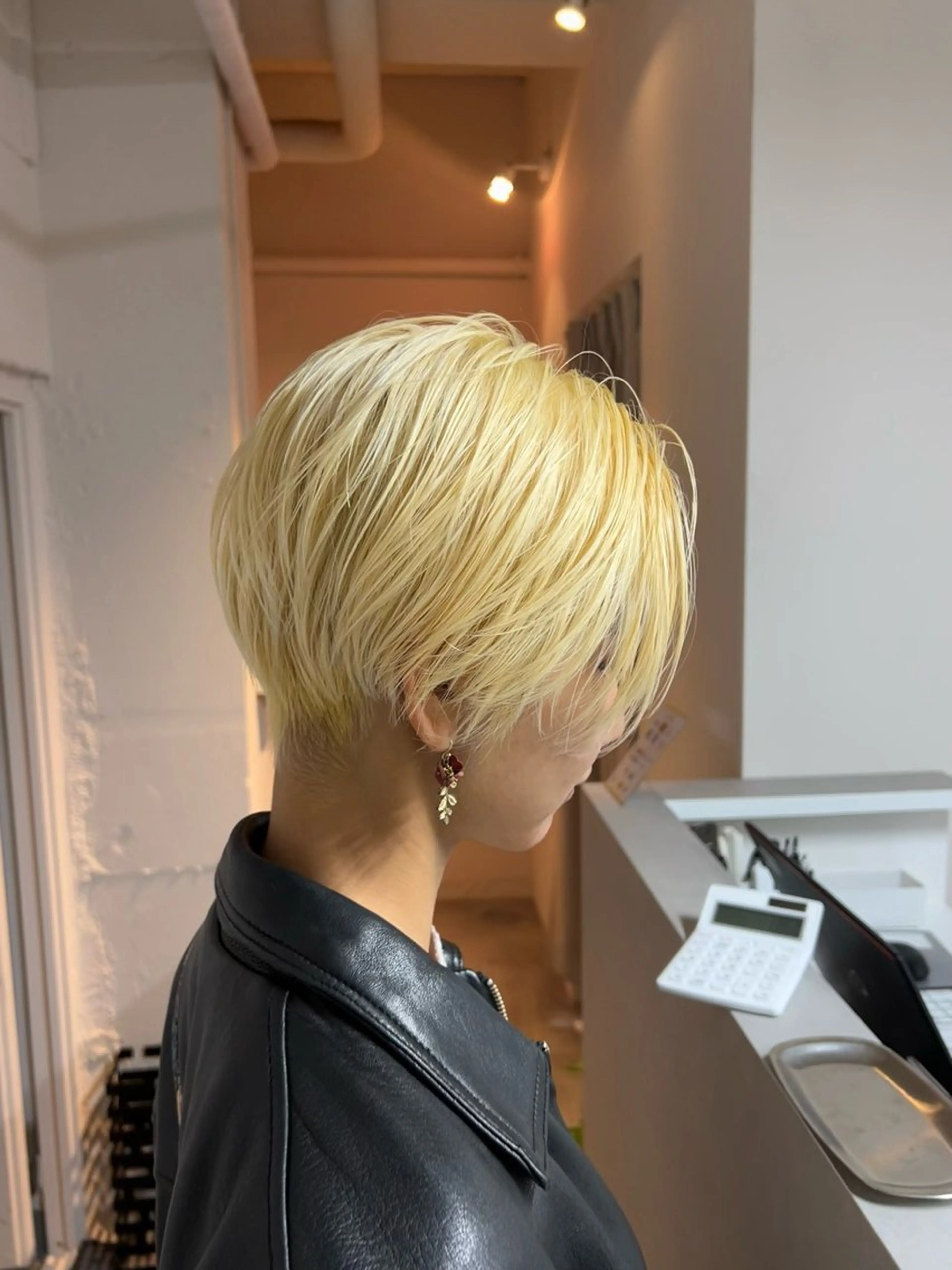 ショート カット ヘアカラー tokute Takahashiのヘアスタイル