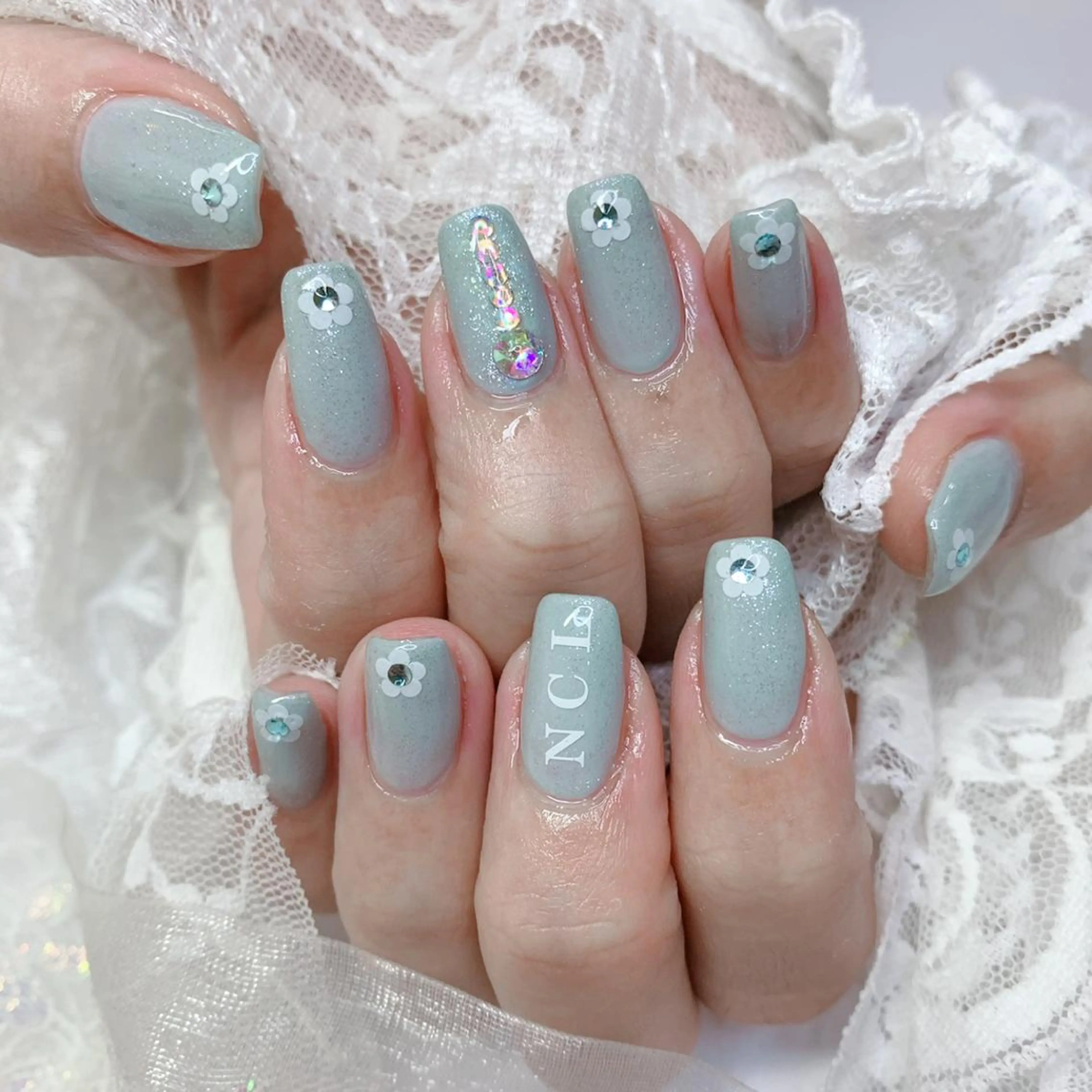 ネイル ハンドネイル La neige* yuki 🥯🍑のネイルデザイン