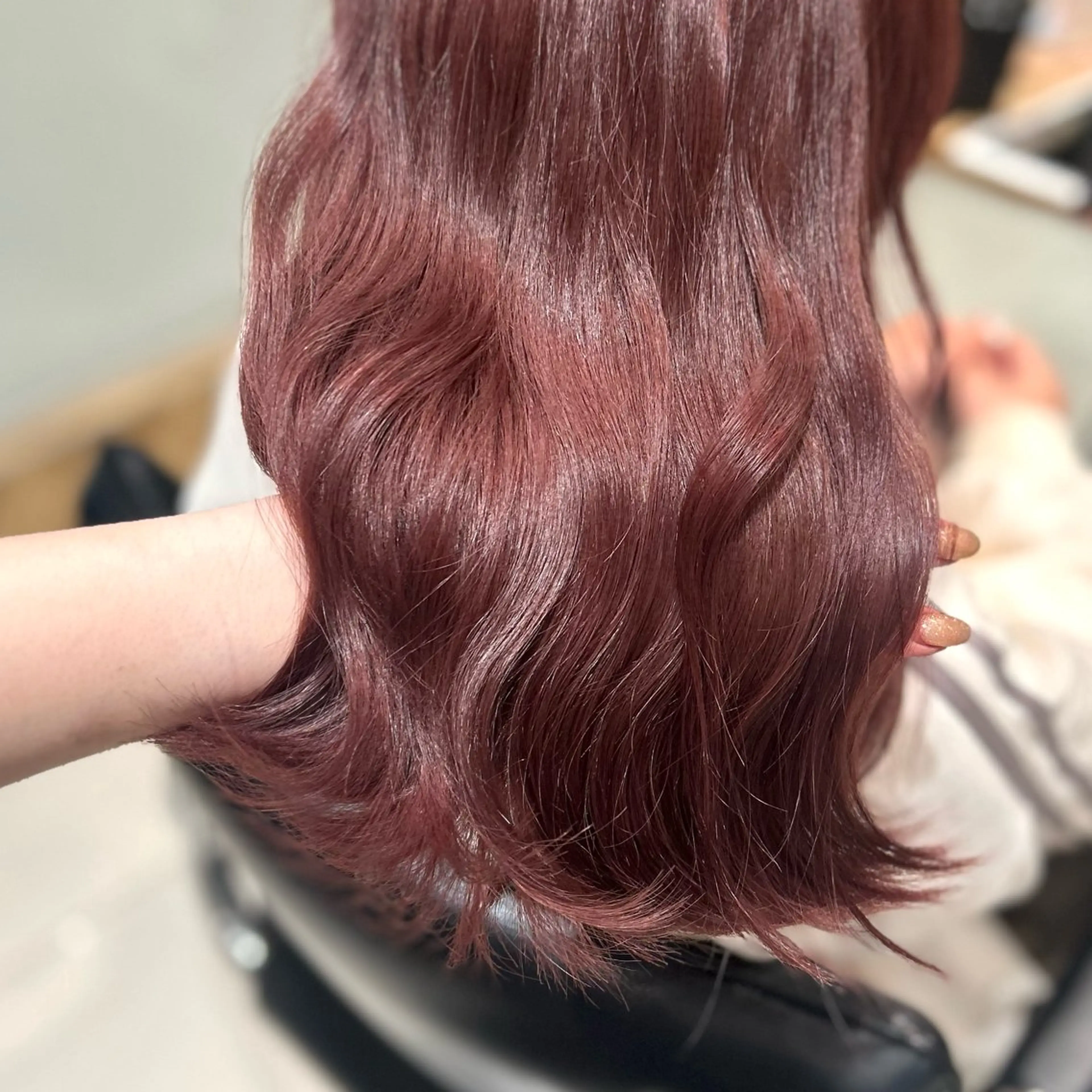 カラー ブリーチ ヘアカラー ︎︎🌟韓国艶カラー ︎🌟璃奈 (ﾘﾅ)のヘアスタイル