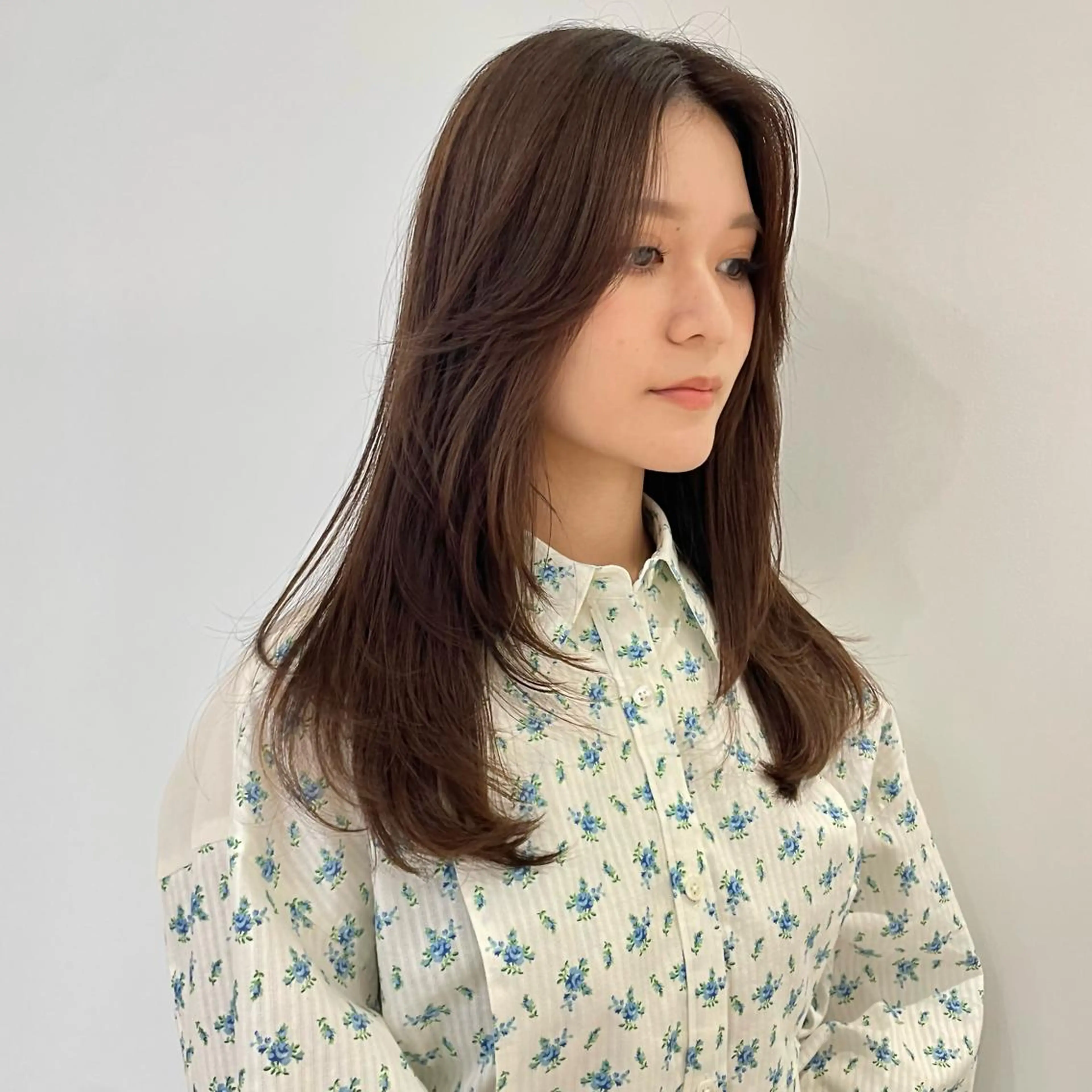 ロング カラー ベージュカラー レイヤーカット GO TODAY 新宿Aura店所属・ベージュ🤎透明感 カラー🤎anriのヘアスタイル