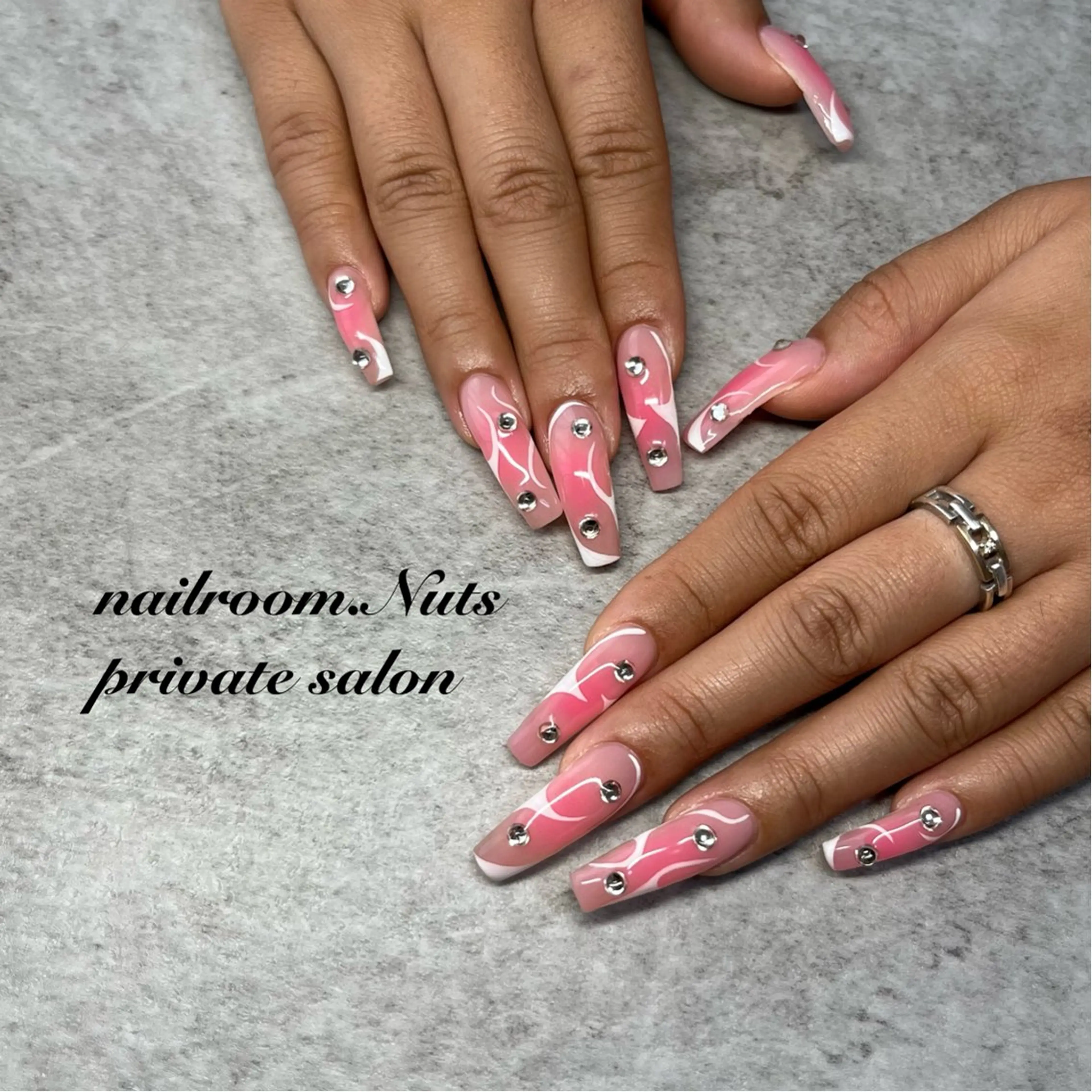 ネイル nailsalon Nutsのネイルデザイン