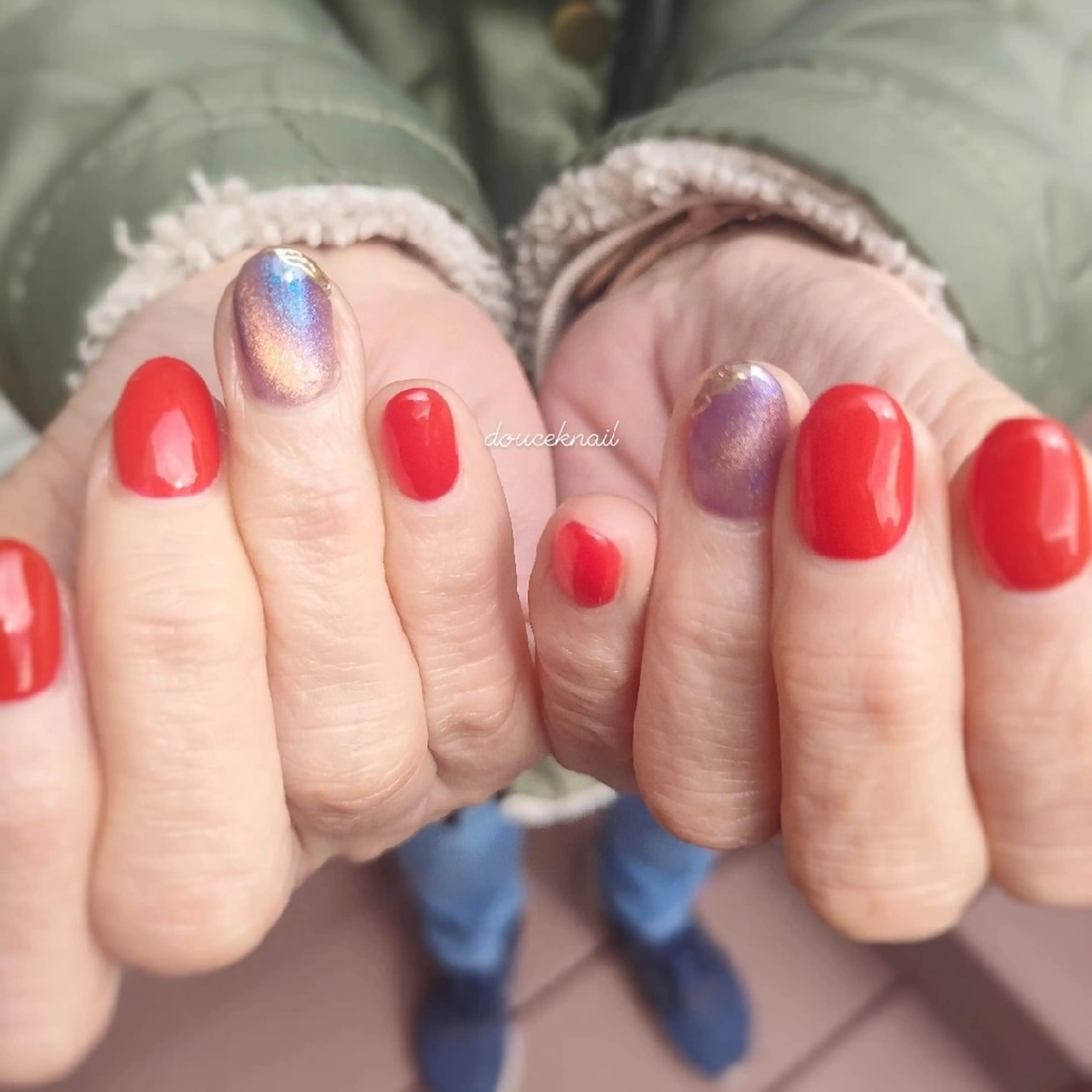 ネイル 赤色 シンプルネイル ハンドネイル douceknail所属・本厚木💅 ネイル＆ダブル脱毛のネイルデザイン